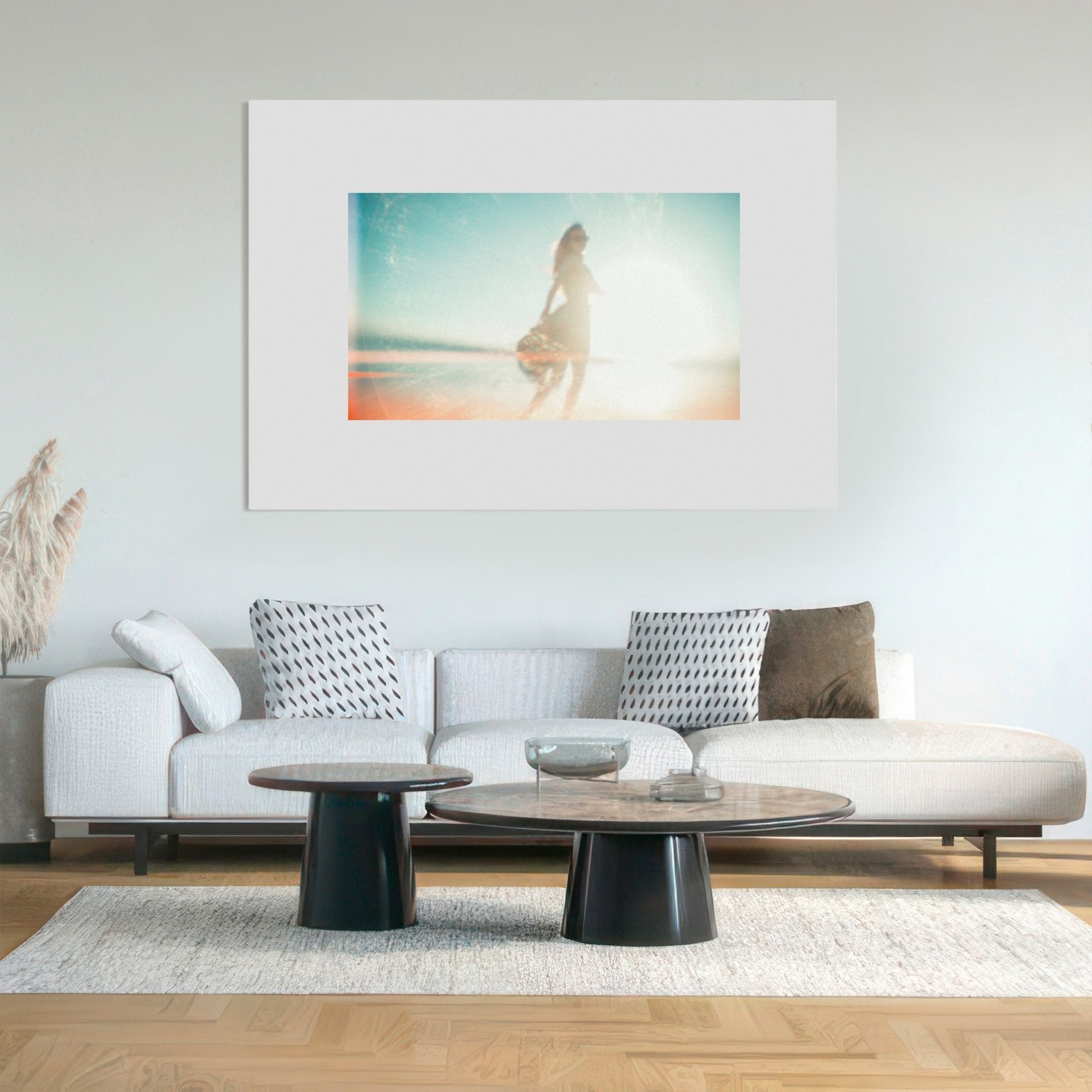 SOMETIMES SHE LOVES. Eduard Kopysov — International visual artist