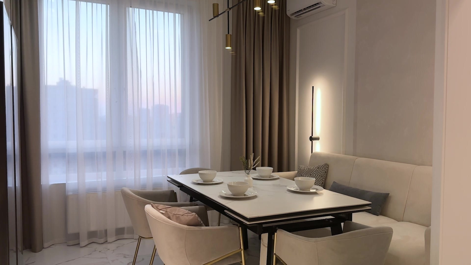 YouDesign. Портфолио. Дизайнер и рилсмейкер