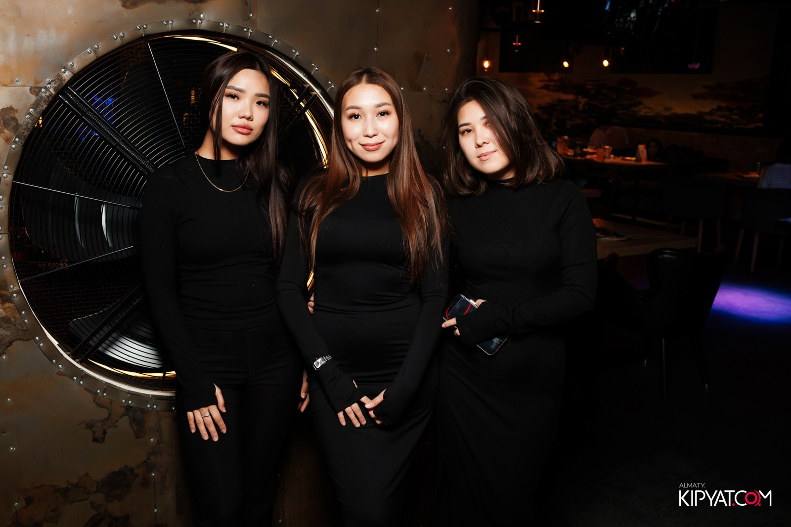 SPACE KARAOKE BAR. КИПЯТКОМ АЛМАТЫ!