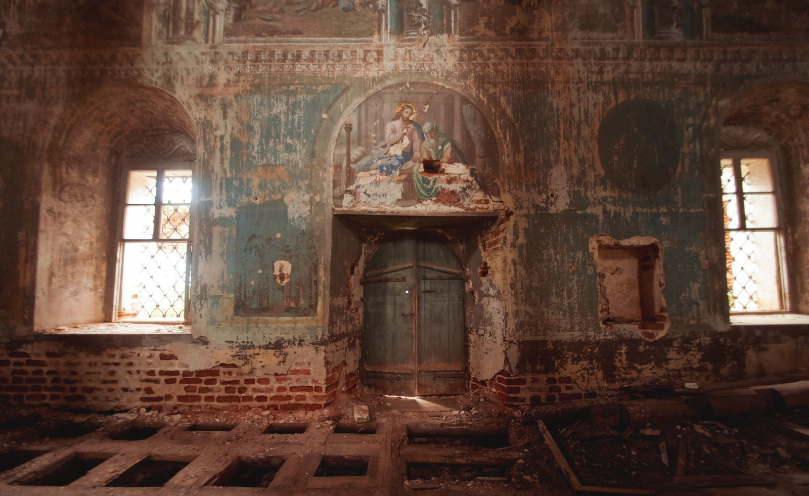 Храм, село Кой