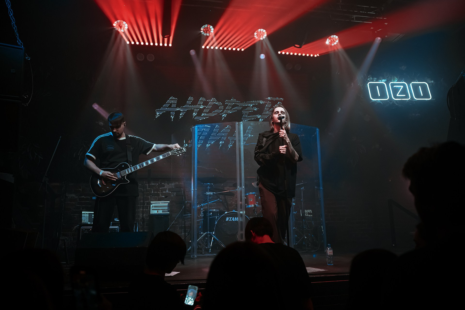 АНДРЕЙ ЛИН (17.05.25 | Москва | IZI). Концертный фотограф | Рукавцова Валентина