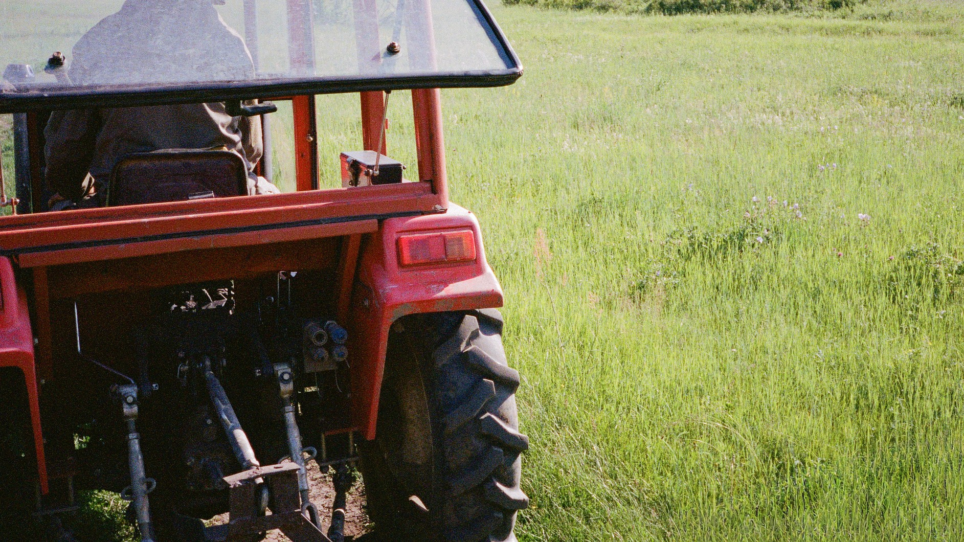 Документальный фотограф Роман Золотков. ZOLOTKOV — Барбер в Санкт-Петербурге Роман Золотков