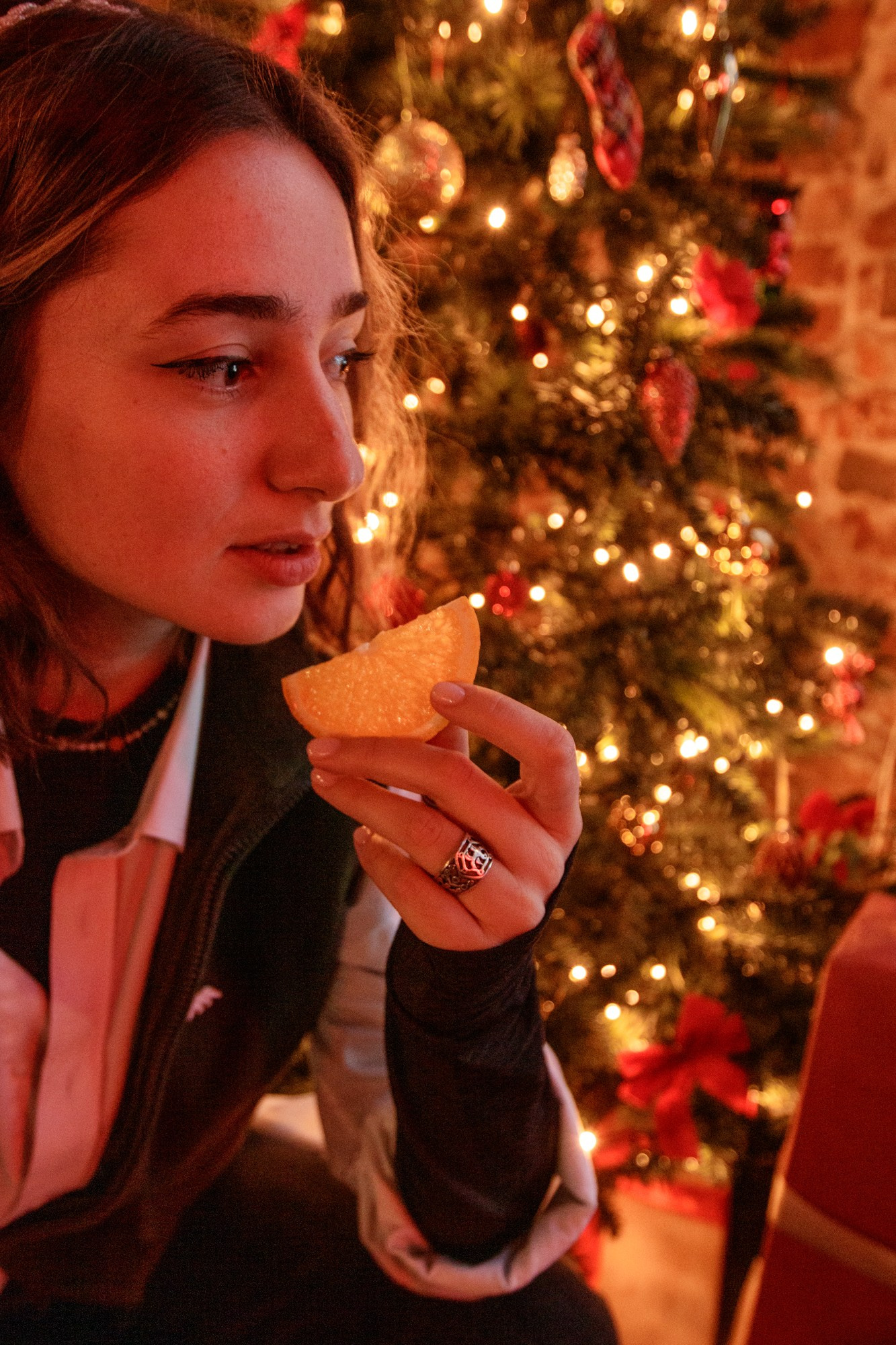 Новогодняя встреча в баре «Шаверма». Репортажный, промышленный и маркетплейс-фотограф Дмитрий Чернат