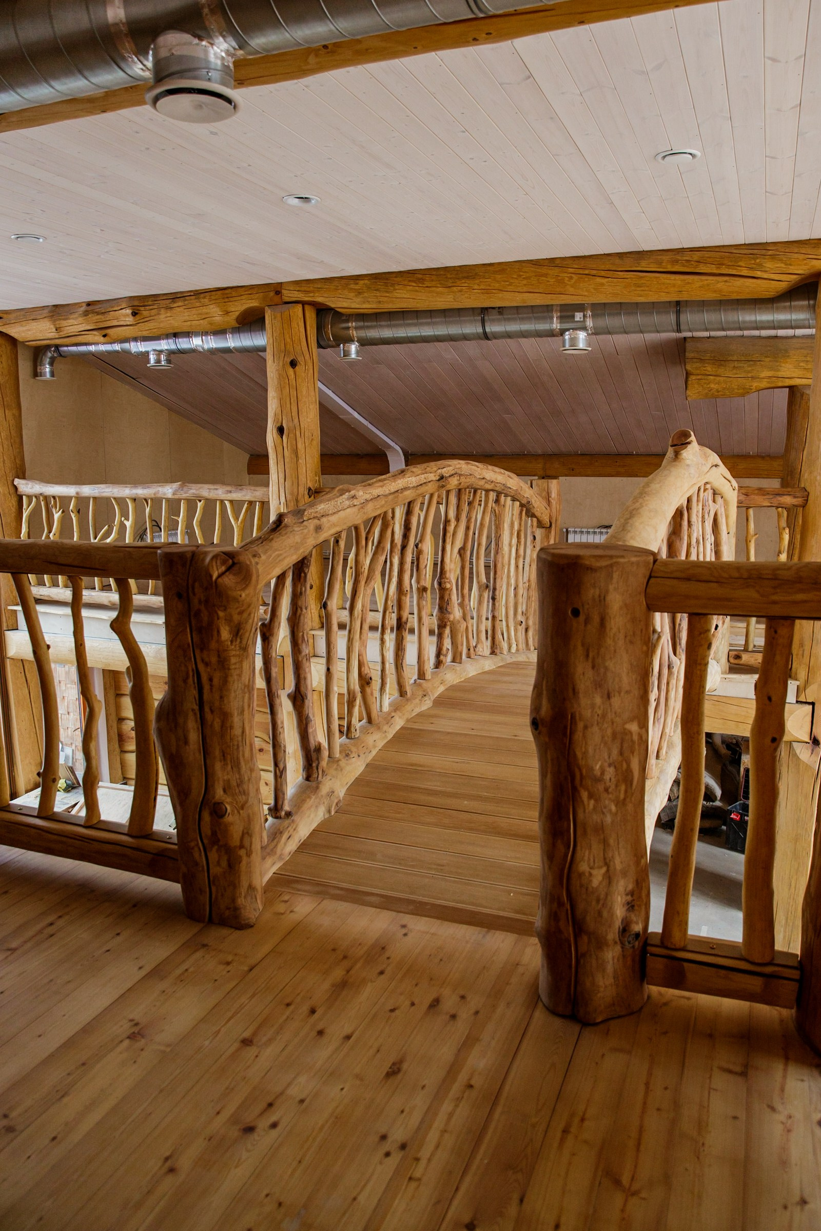 Строительство, отделка и реставрация деревянных домов в Москве и М.О