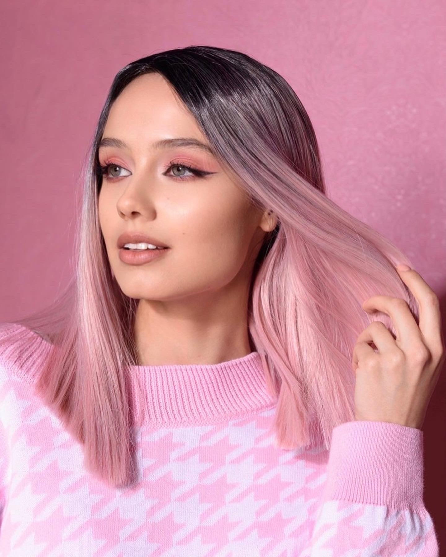 Модель для предметной съемки Резеда Москва| Sale Easy