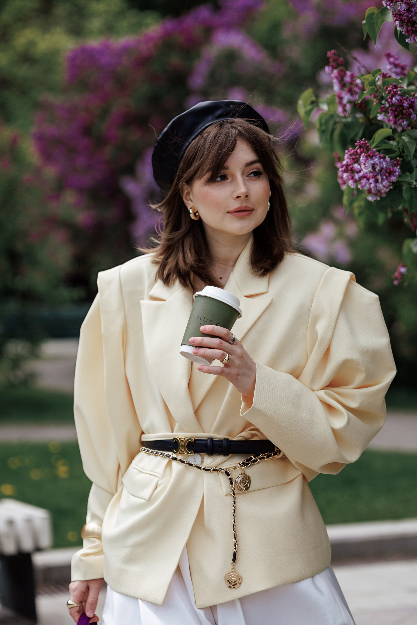 Прогулка в сиреневом саду. Фотограф в Москве Мухина Ирина