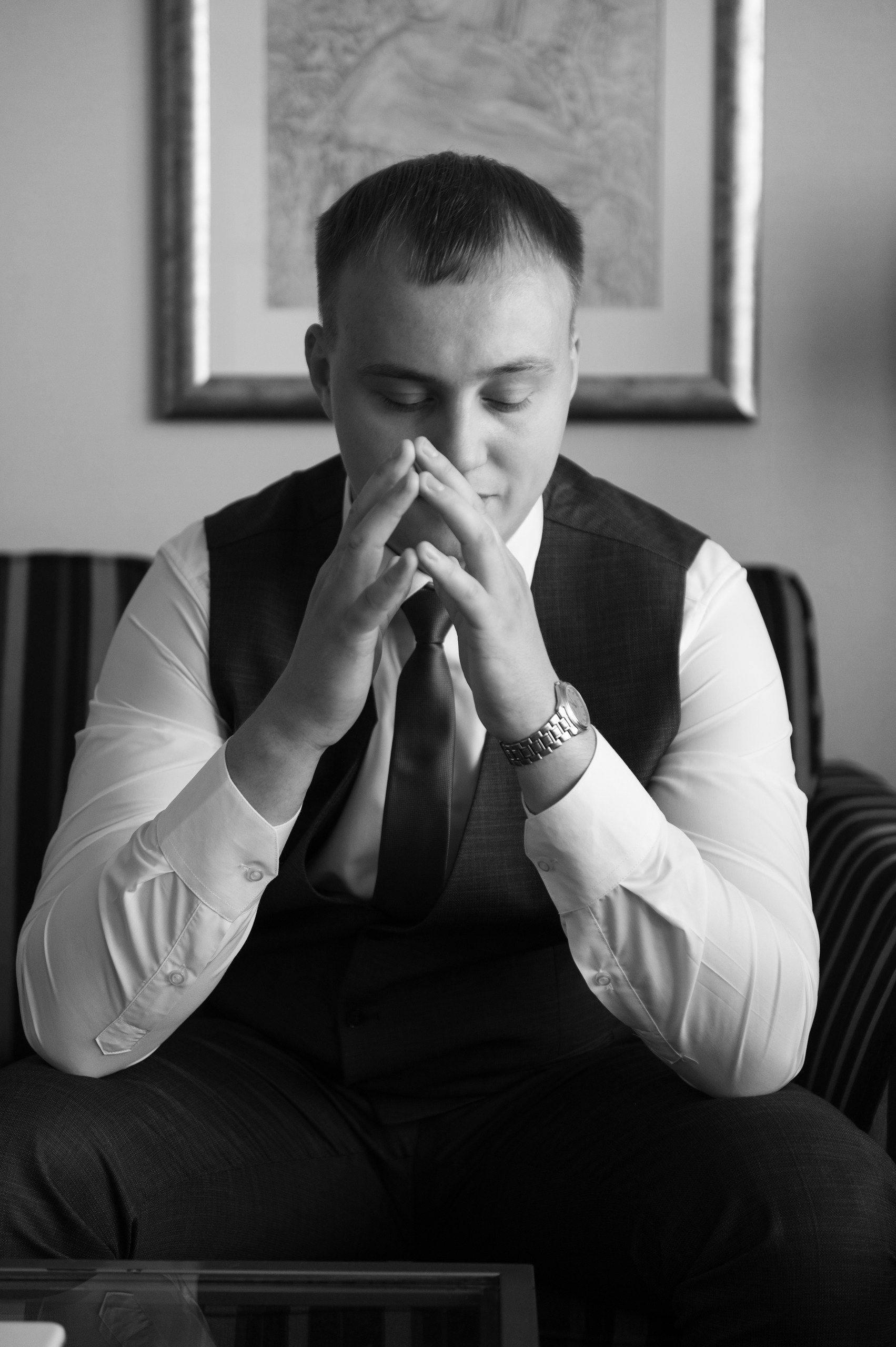 Сборы жениха в отеле