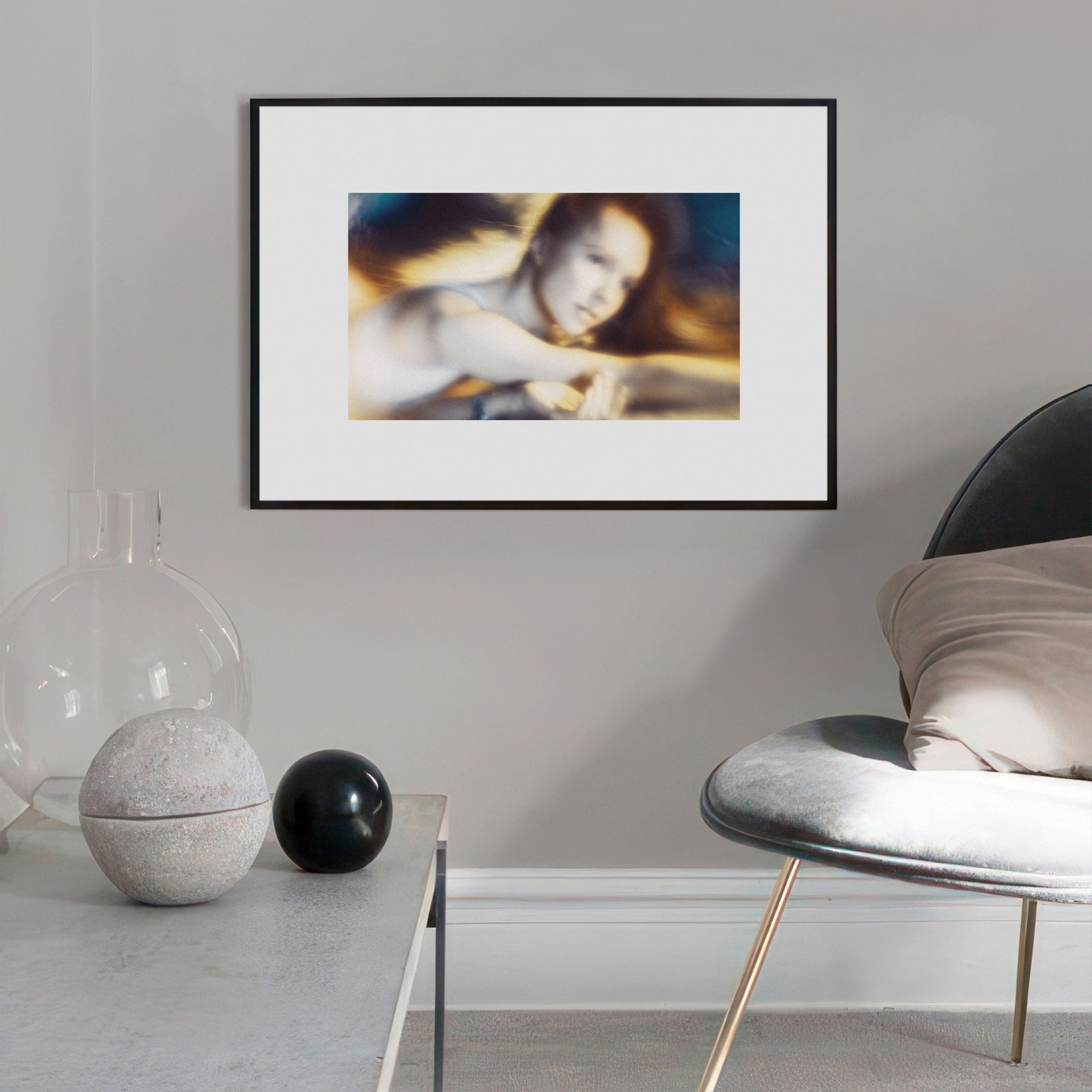 SOMETIMES SHE LOVES. Eduard Kopysov — International visual artist