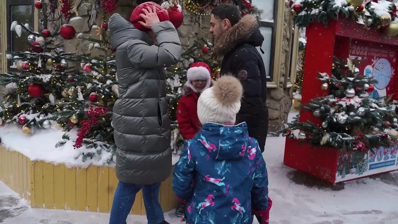 Портфолио режиссёра семейный документальных фильмов. Видеограф Осинина Татьяна — видеосъемка в Москве