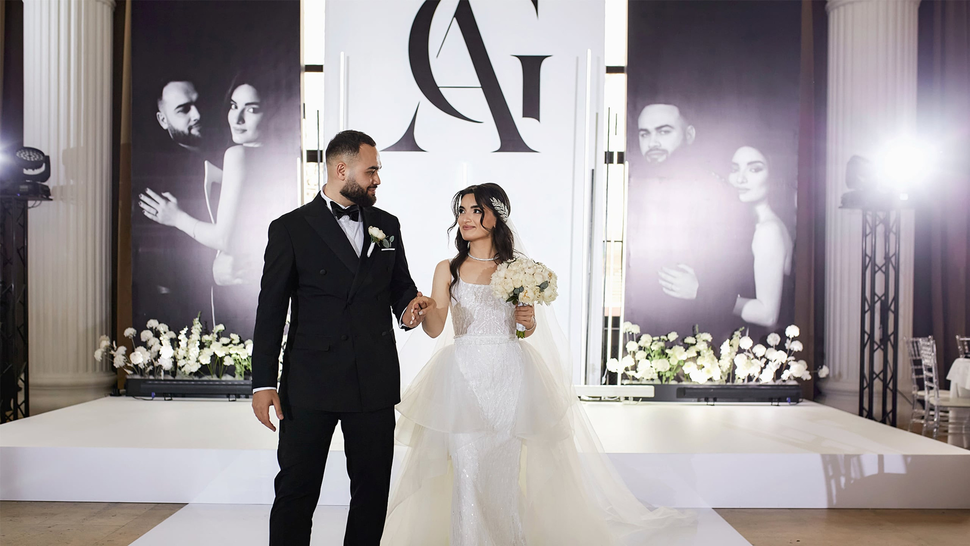 Красивое свадебное видео SDE, показанное в этот же день на свадьбе. Свадебное видео и фото съемка на свадьбу в Краснодаре Твинс Студио