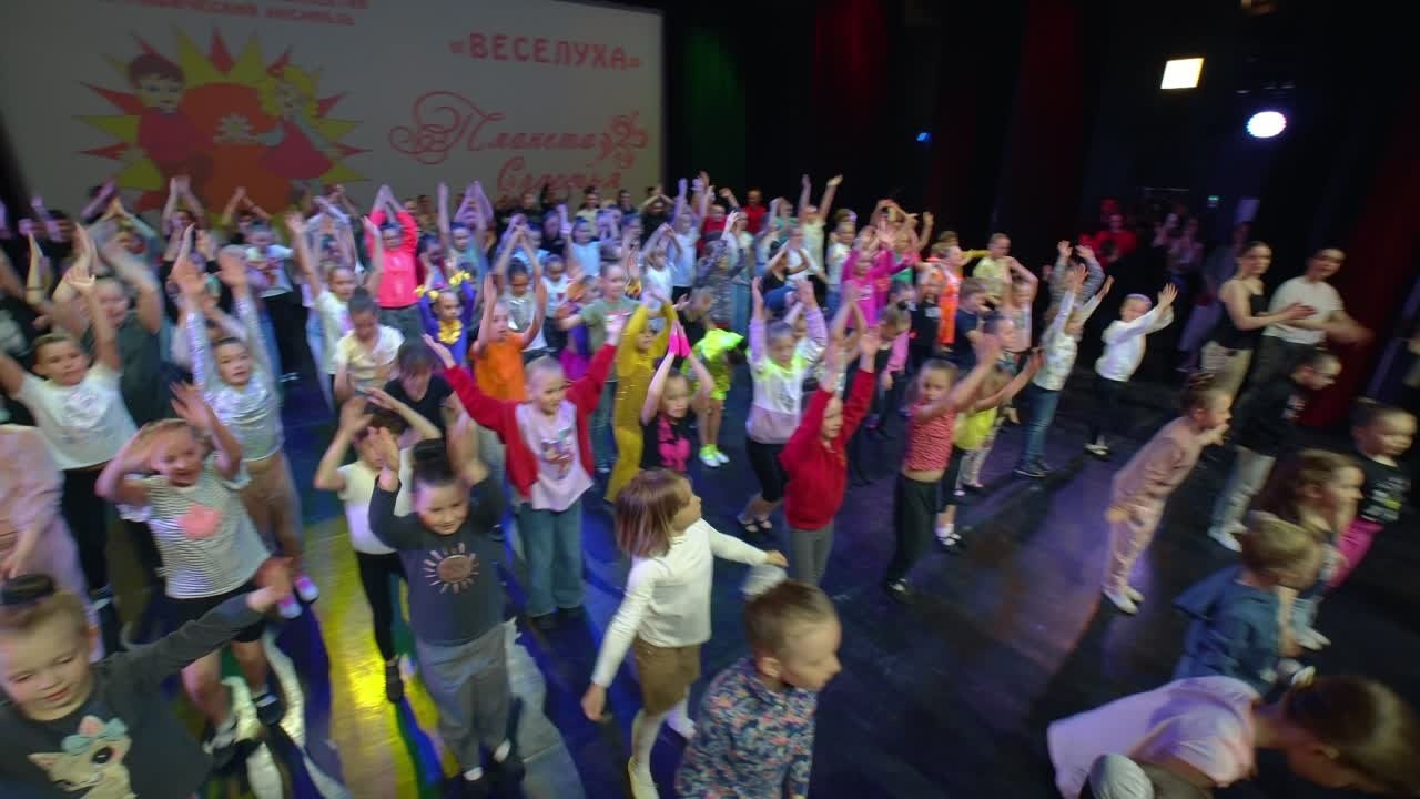 Видеосъёмка отчетных концертов, конкурсов, выступлений. «Студия DRONAVT`s» — видеосъёмка и фотография г. Москва