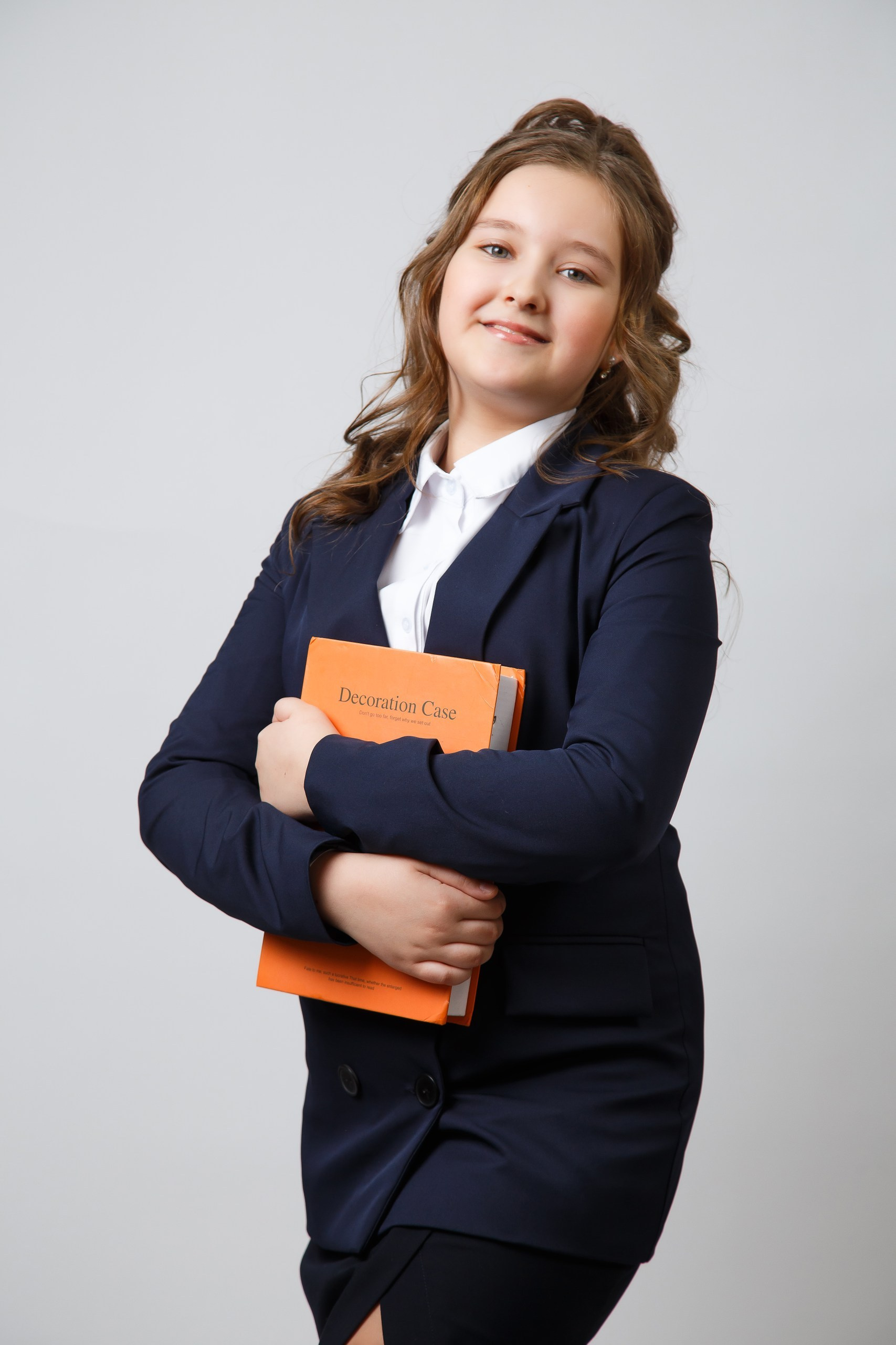 Выпускные альбомы. Akhmadeevmedia.ru