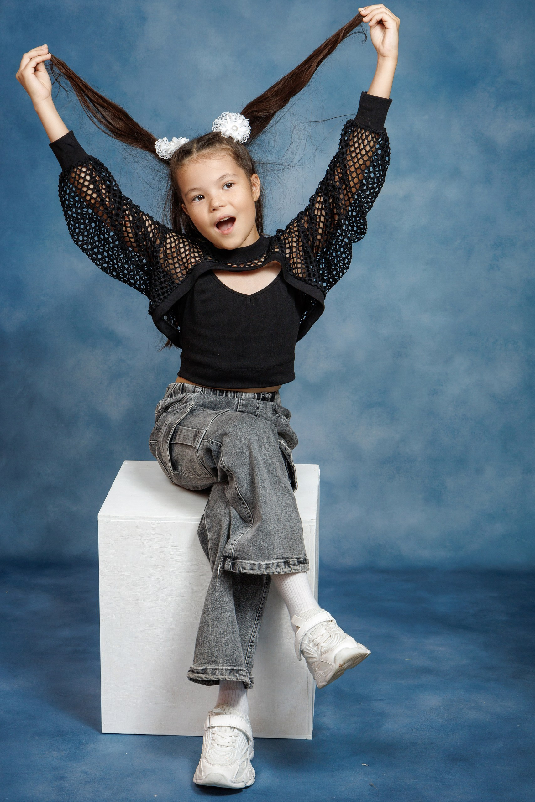 Выпускные альбомы. Akhmadeevmedia.ru