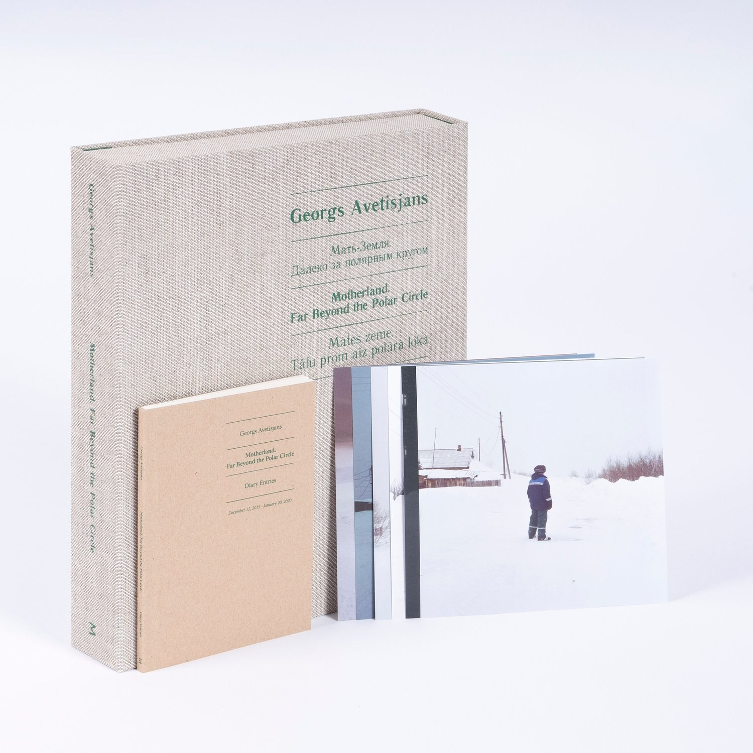 Фотокнижная библиотека Александра Шарра. Фотограф и исследователь фотографии из Санкт-Петербурга Елизавета Веприцкая