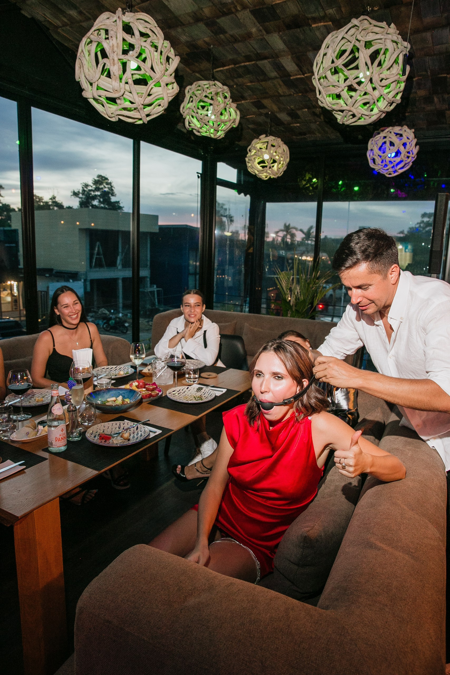 Ведущий мероприятий Владимир Петренко