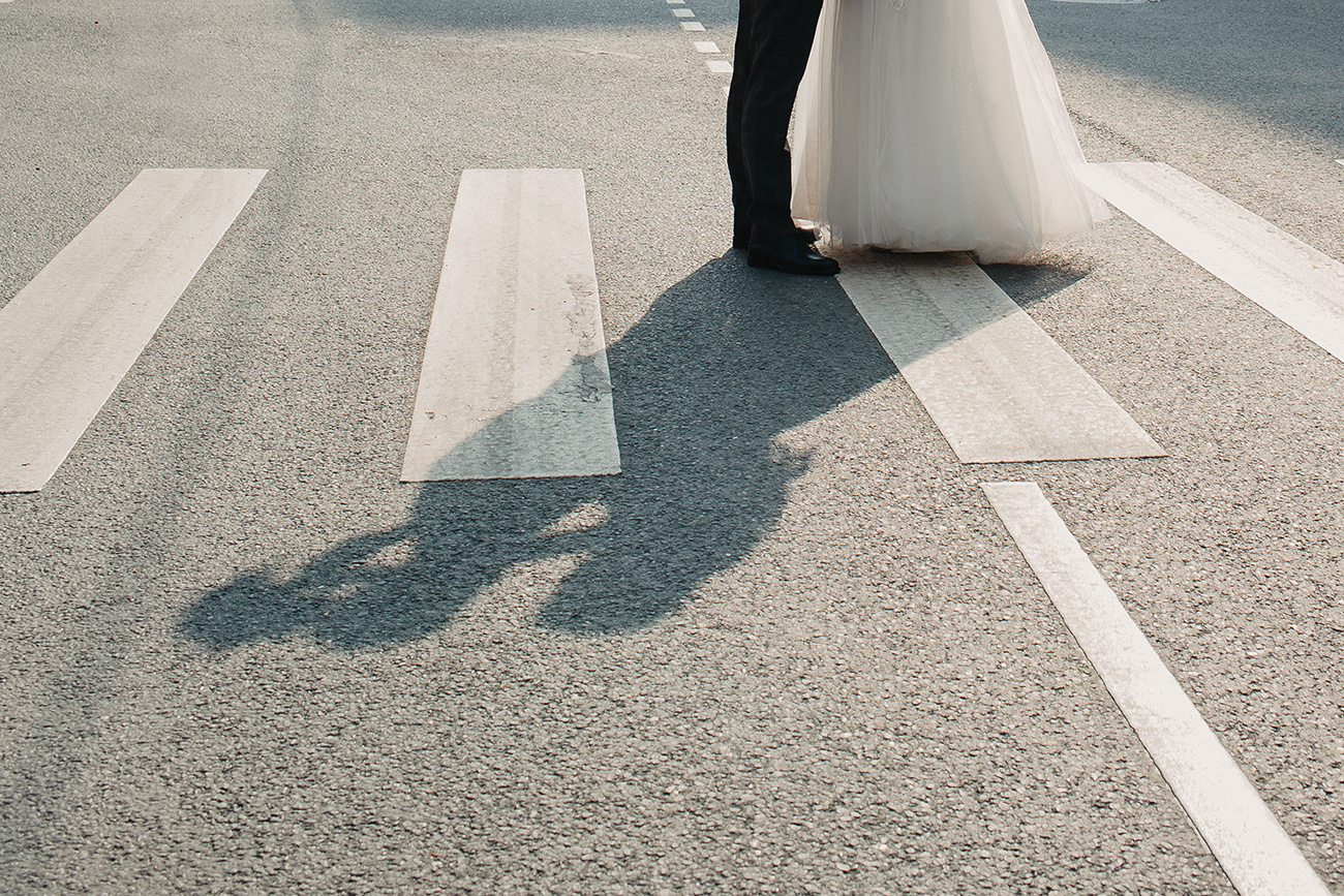 Я, ты и наша тень. Свадебный фотограф в Москве и Балашихе