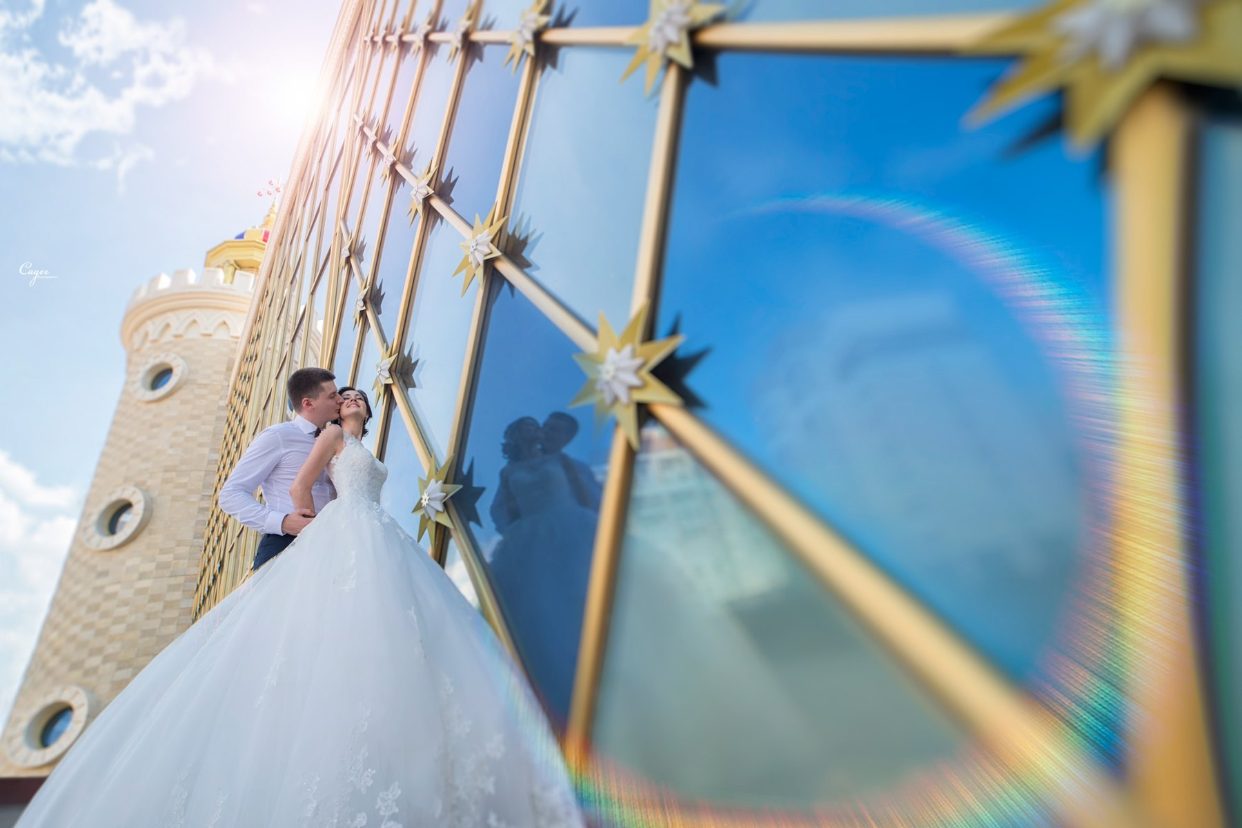 Свадебная Фотосессия в г. казани | Фотограф на Свадьбу в г. Казани Фотограф Садег Азарми тел. +79172288430 ✔ Сборы невесты и жениха✔ Утро невесты (детали, эмоции, подготовка)✔ Репортажная съёмка ЗАГСа и выездной регистрации✔ Свадебная прогулка✔ Фотосъёмка банкета и вечеринки✔ Креативные и тематические свадьбы✔ Свадьба на природе (лайфстайл)✔ Девичники и мальчишники