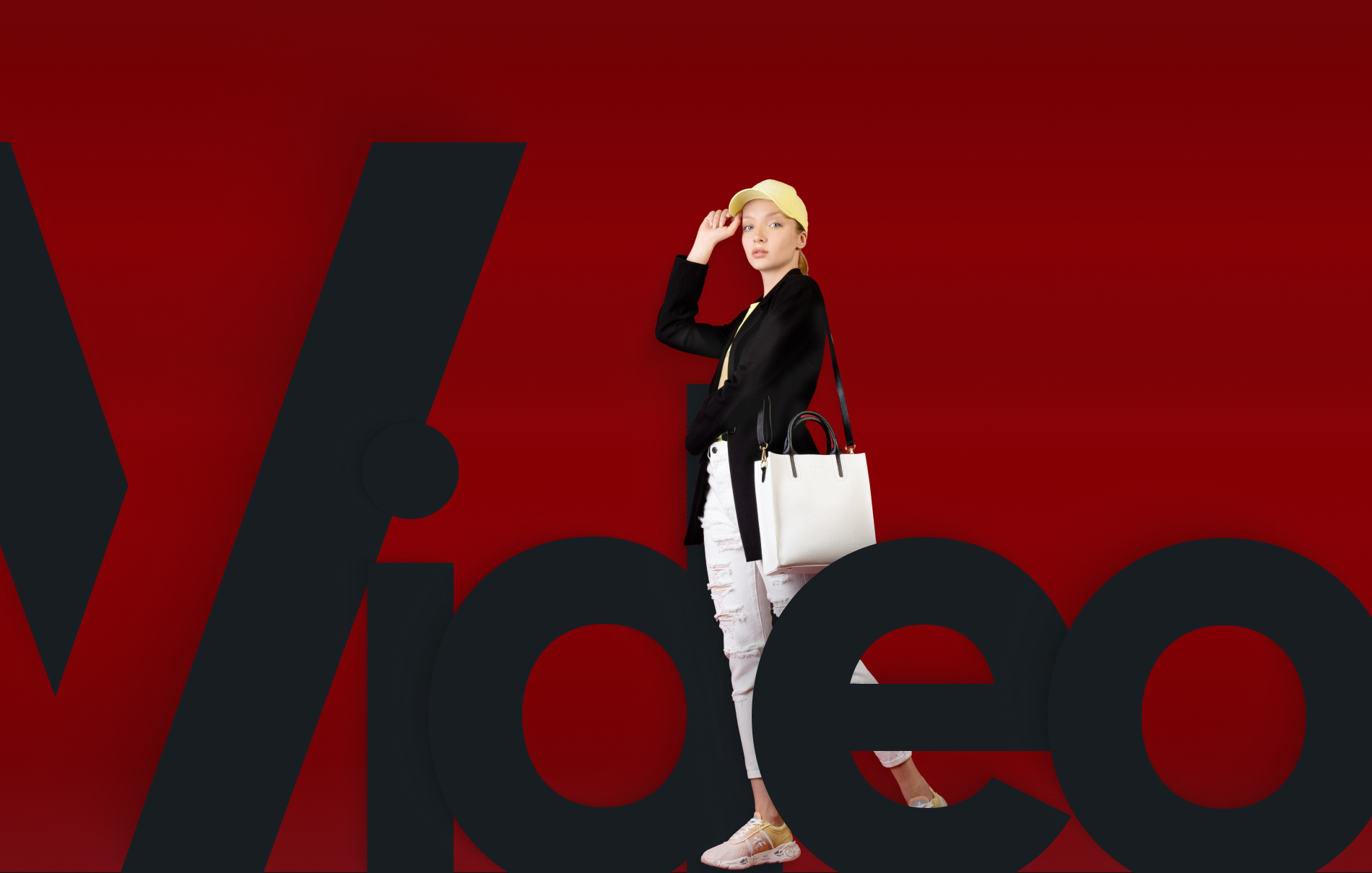 Предметный фотограф в Симферополе Антон Катунин