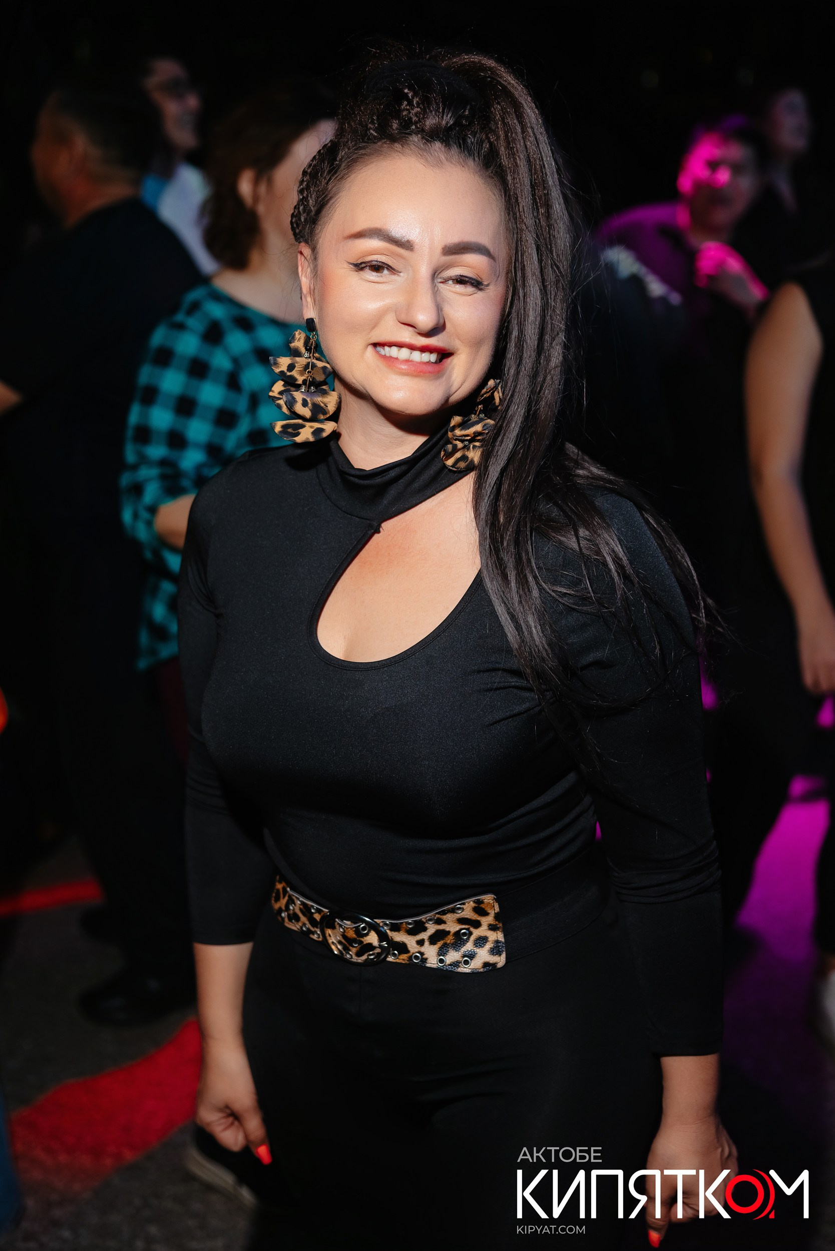 NIGHT BAR «XO». Актобе Кипятком