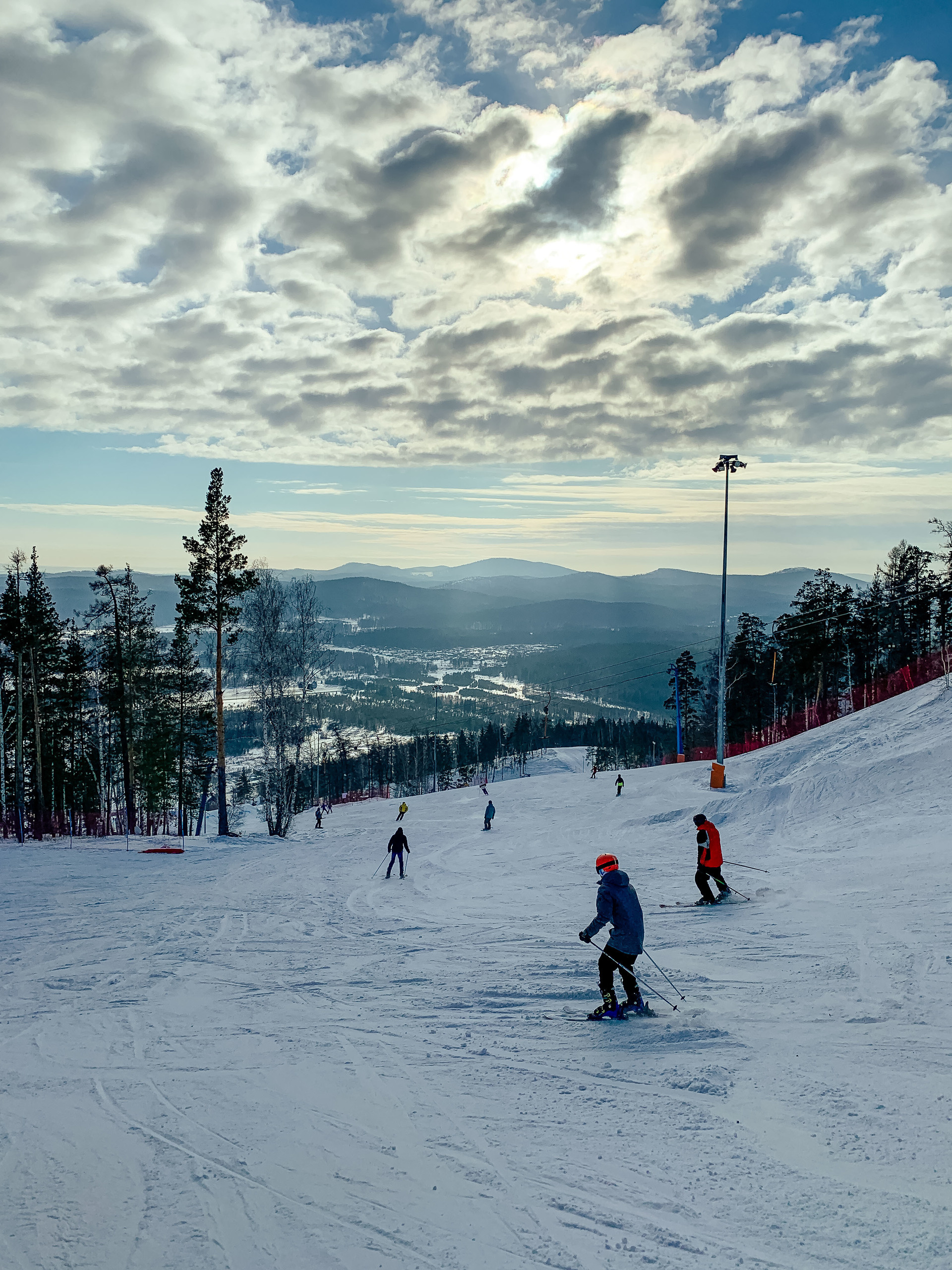 Горнолыжный тур в ГК Солнечная долина из Уфы — Время Приключений