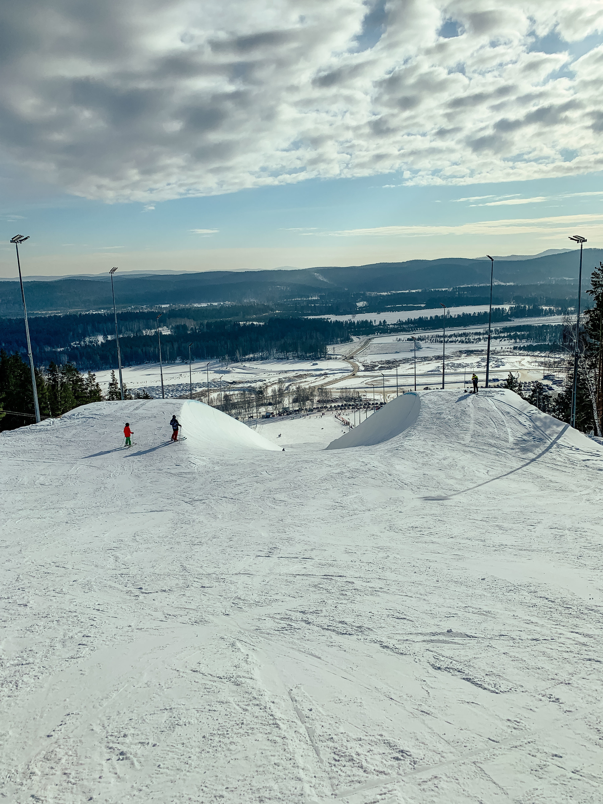 Горнолыжный тур в ГК Солнечная долина из Уфы — Время Приключений