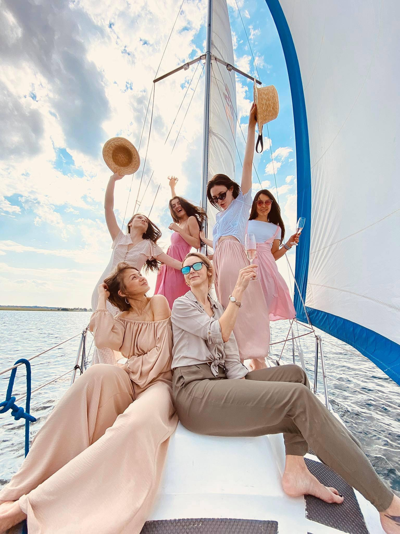 Услуги. Аренда Яхт и Катеров в Сочи