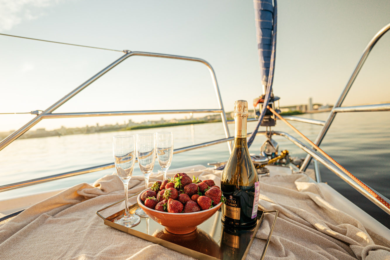 Услуги. Аренда Яхт и Катеров в Сочи