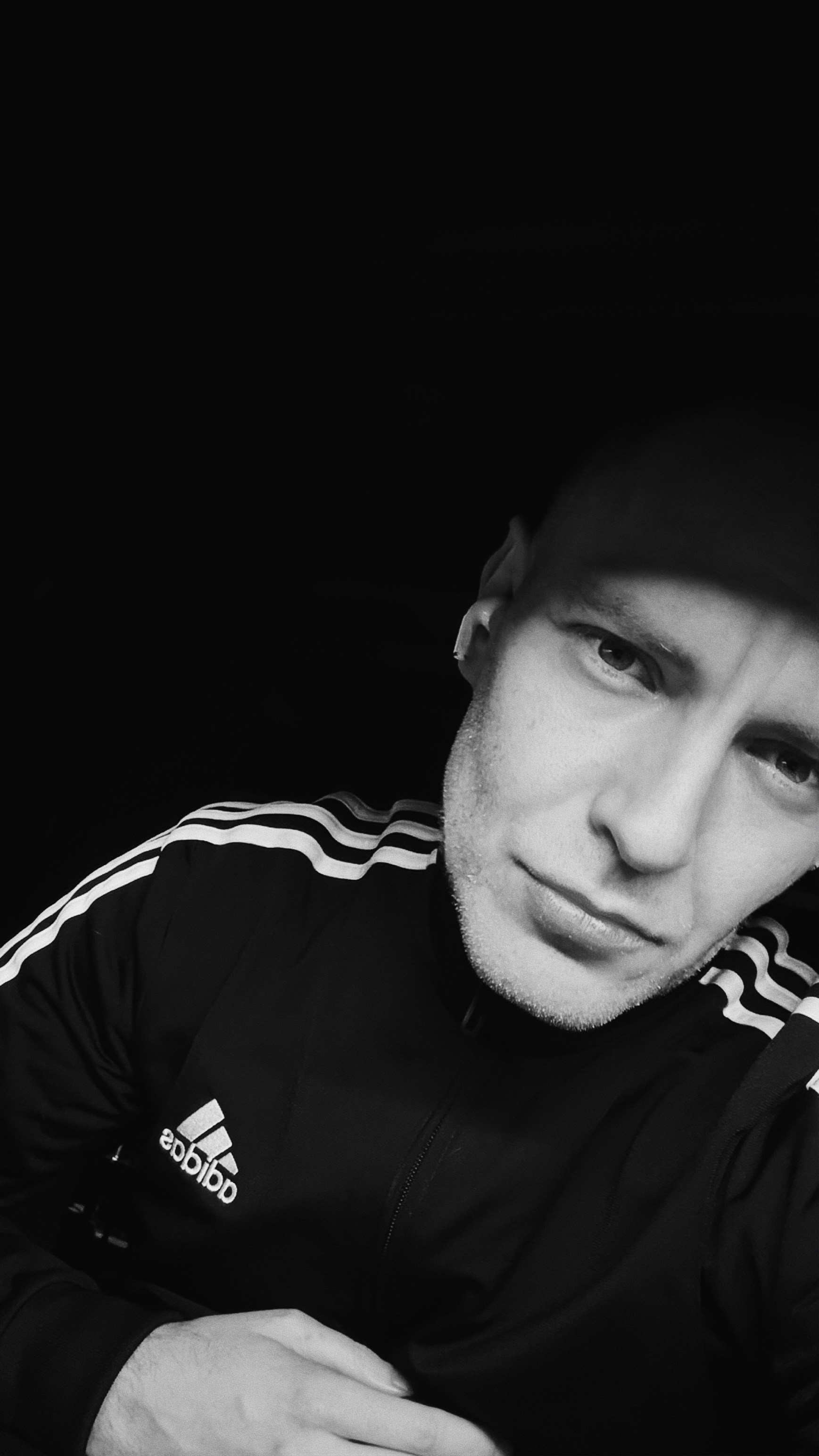 Sergio Maiis | Fashion Photographer in Istanbul, Dubai, Tbilisi & Belgrade