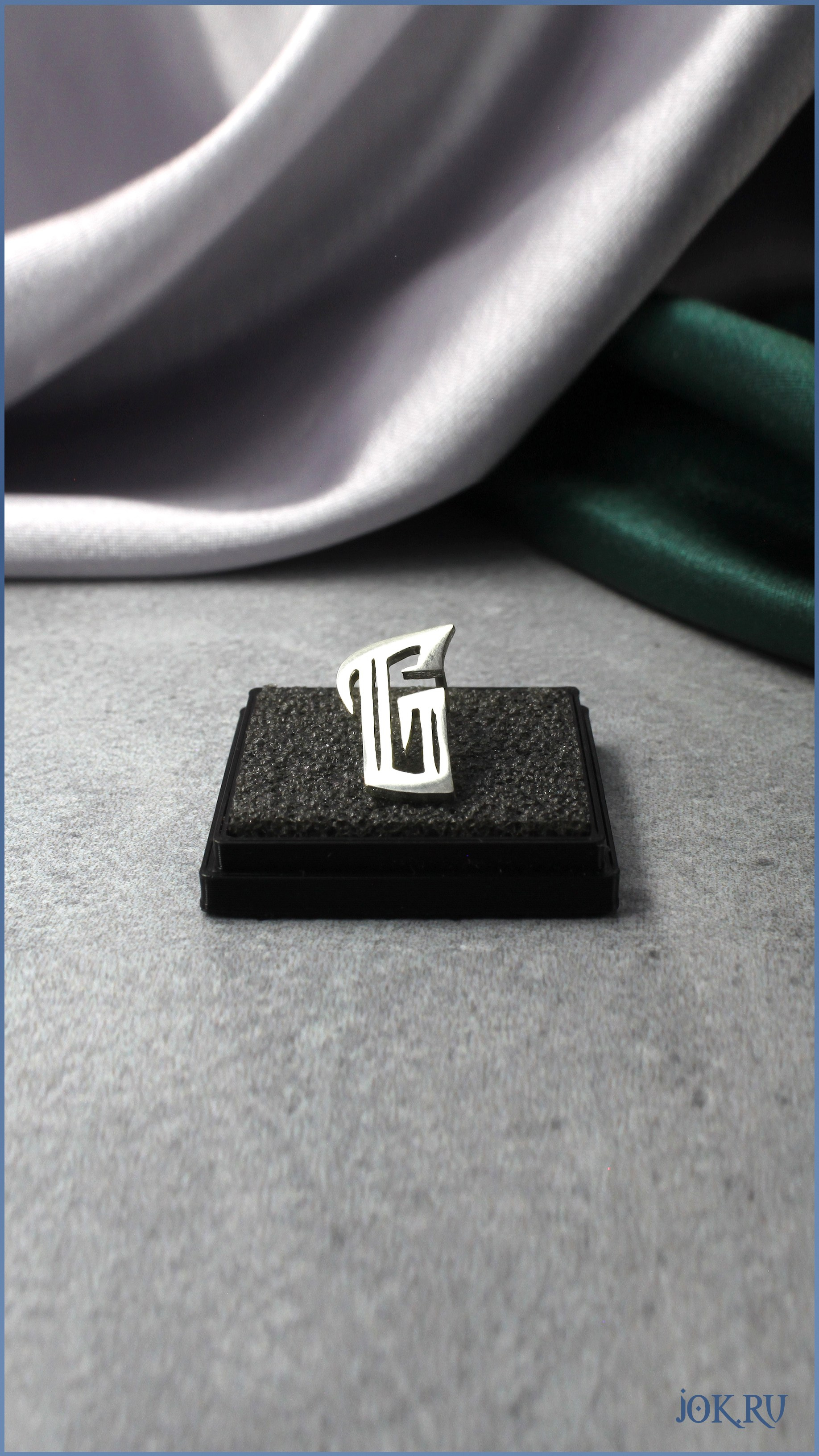 Производство серег, тираж ювелирных изделий, мерч для музыкальных групп