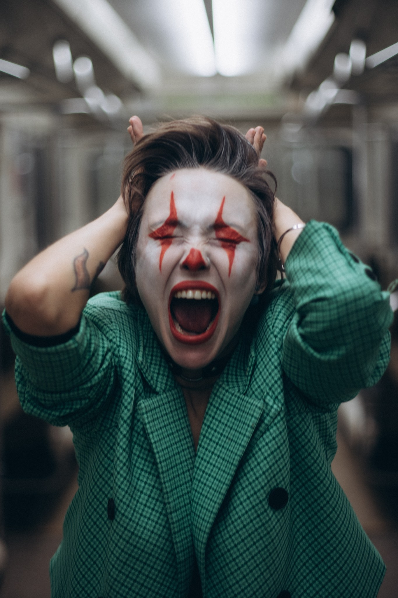 И С А Я. Портретный и уличный фотограф в Санкт-Петербурге Сергей Кутьин