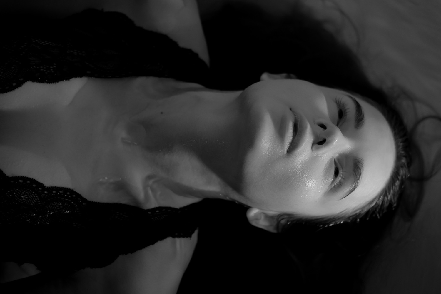 Фотосессия в ванной комнате. Фотограф Новосибирск Пермякова Виктория