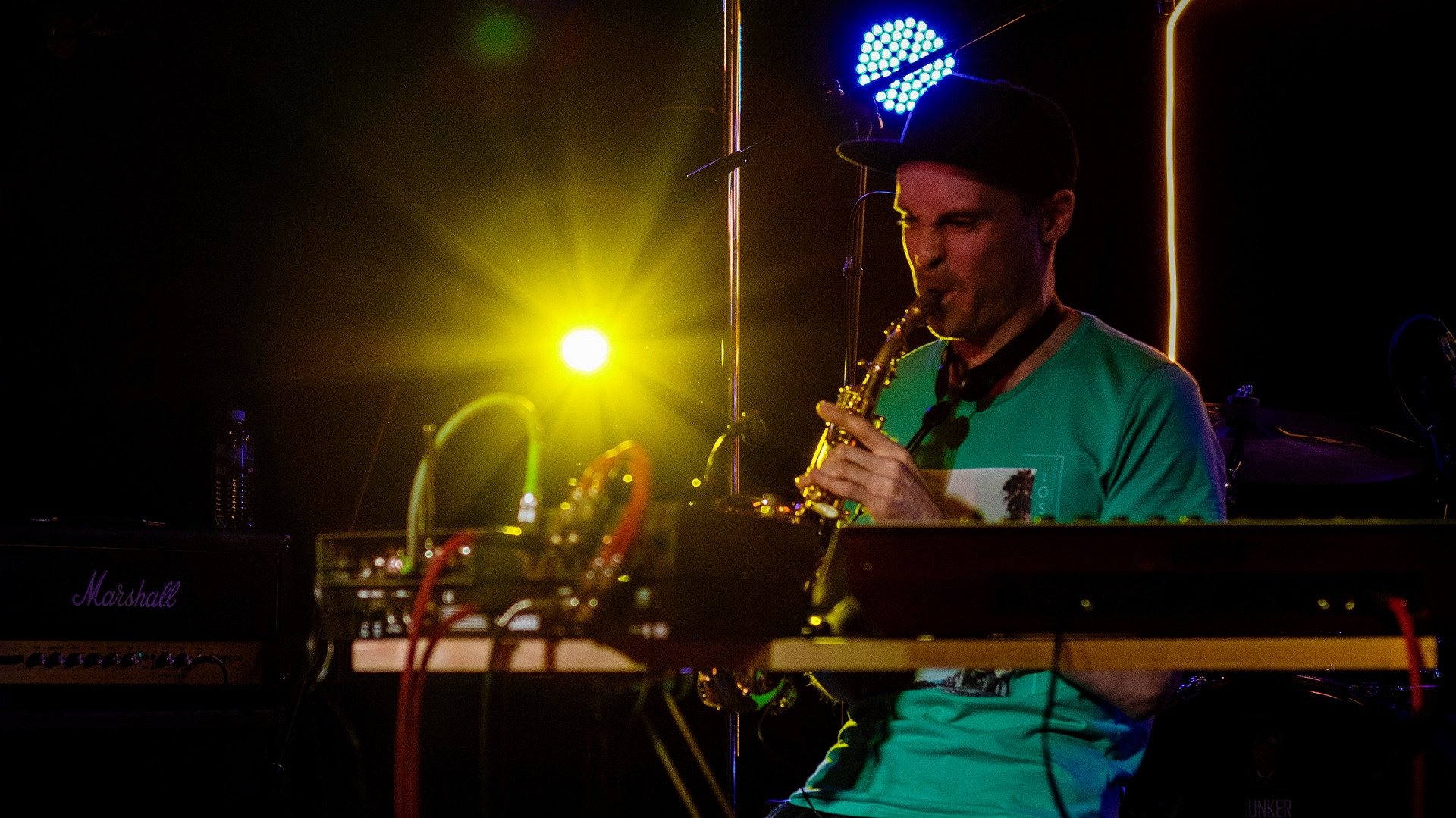 Музыка в фотографиях