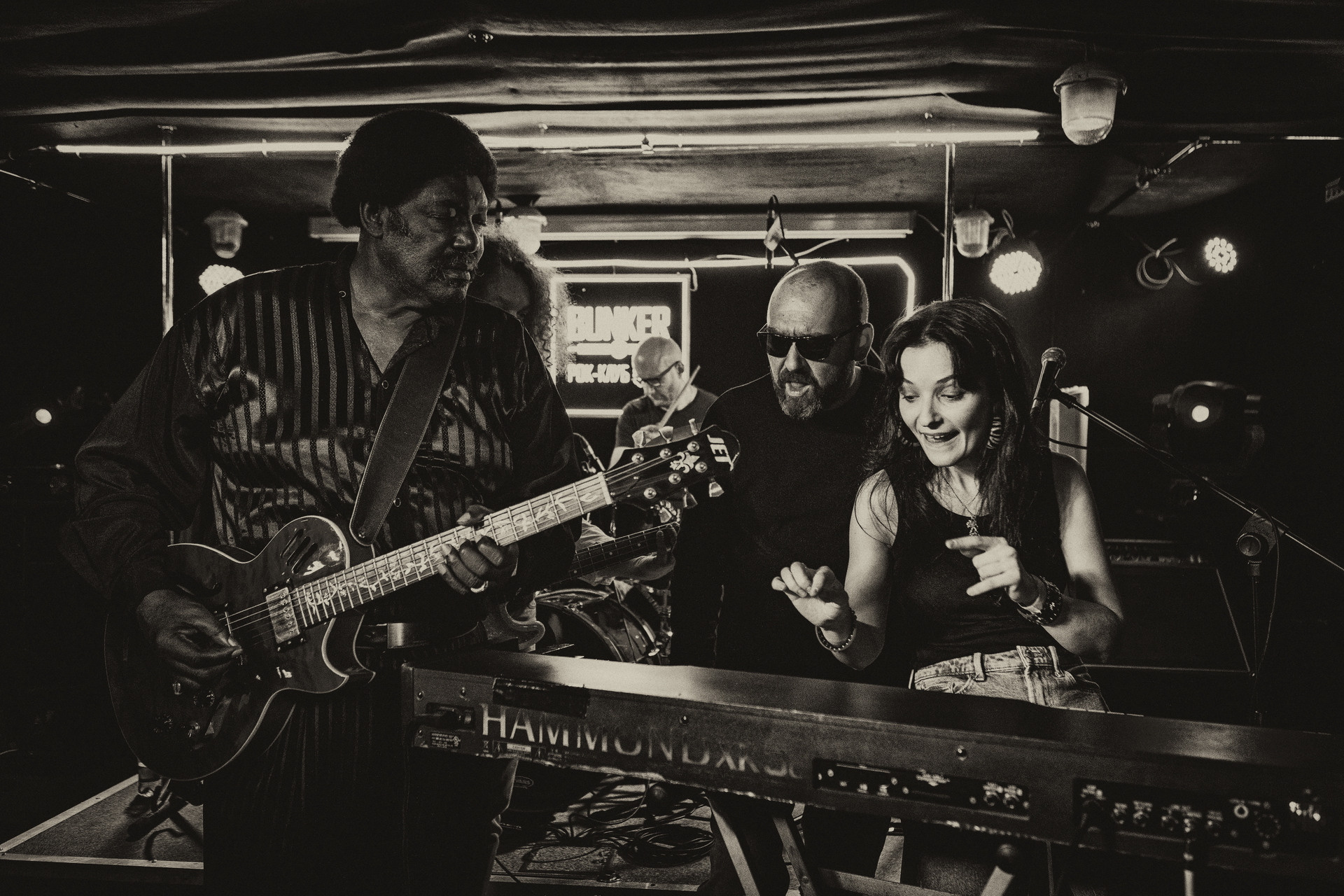 Музыка в фотографиях