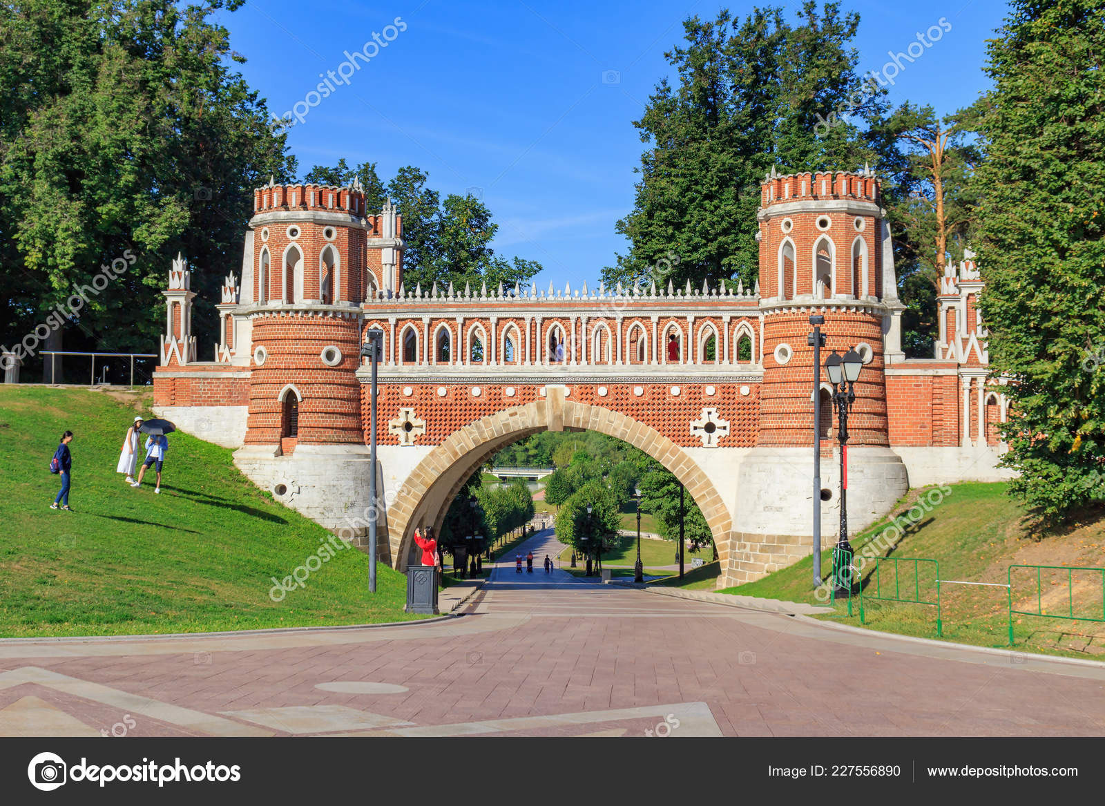 Лучшие места для свадебной съемки и прогулки в Москве. Часть 1. Свадебный видеограф в Москве Никонова Анна