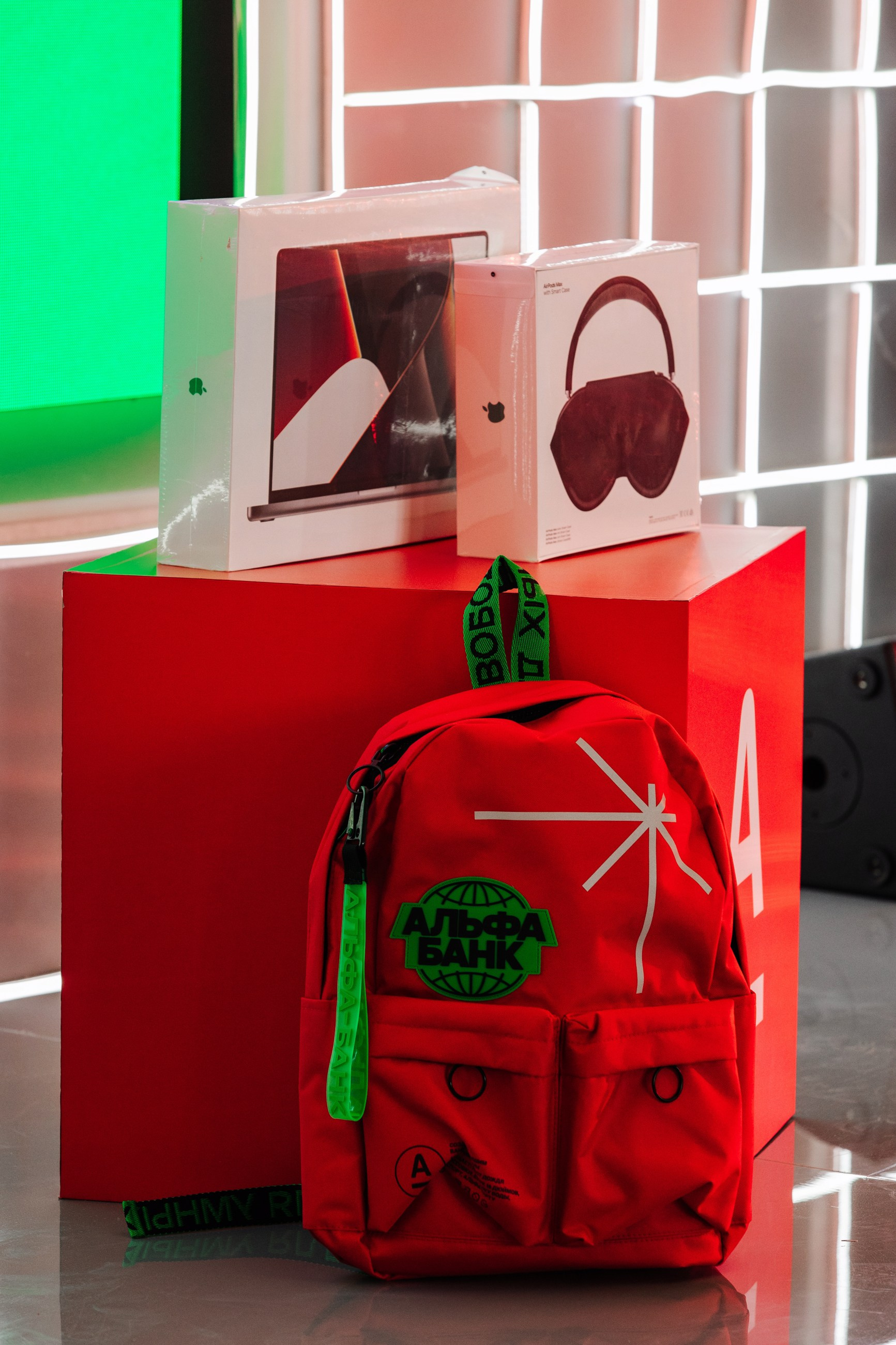 Альфа банк мероприятие. LEVORIGINAL