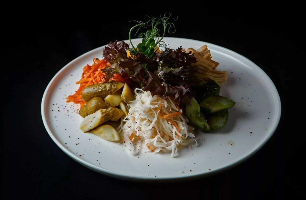 Горячие | холодные закуски. Izmailov loft