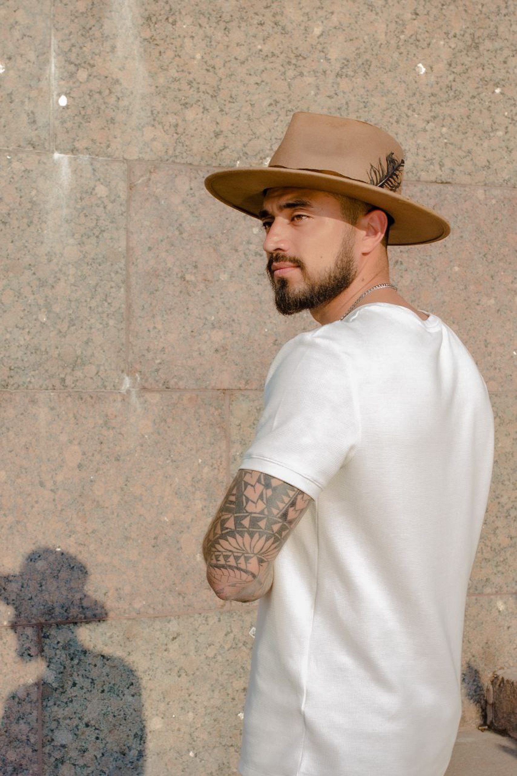 Слава «Всё дело в шляпе»