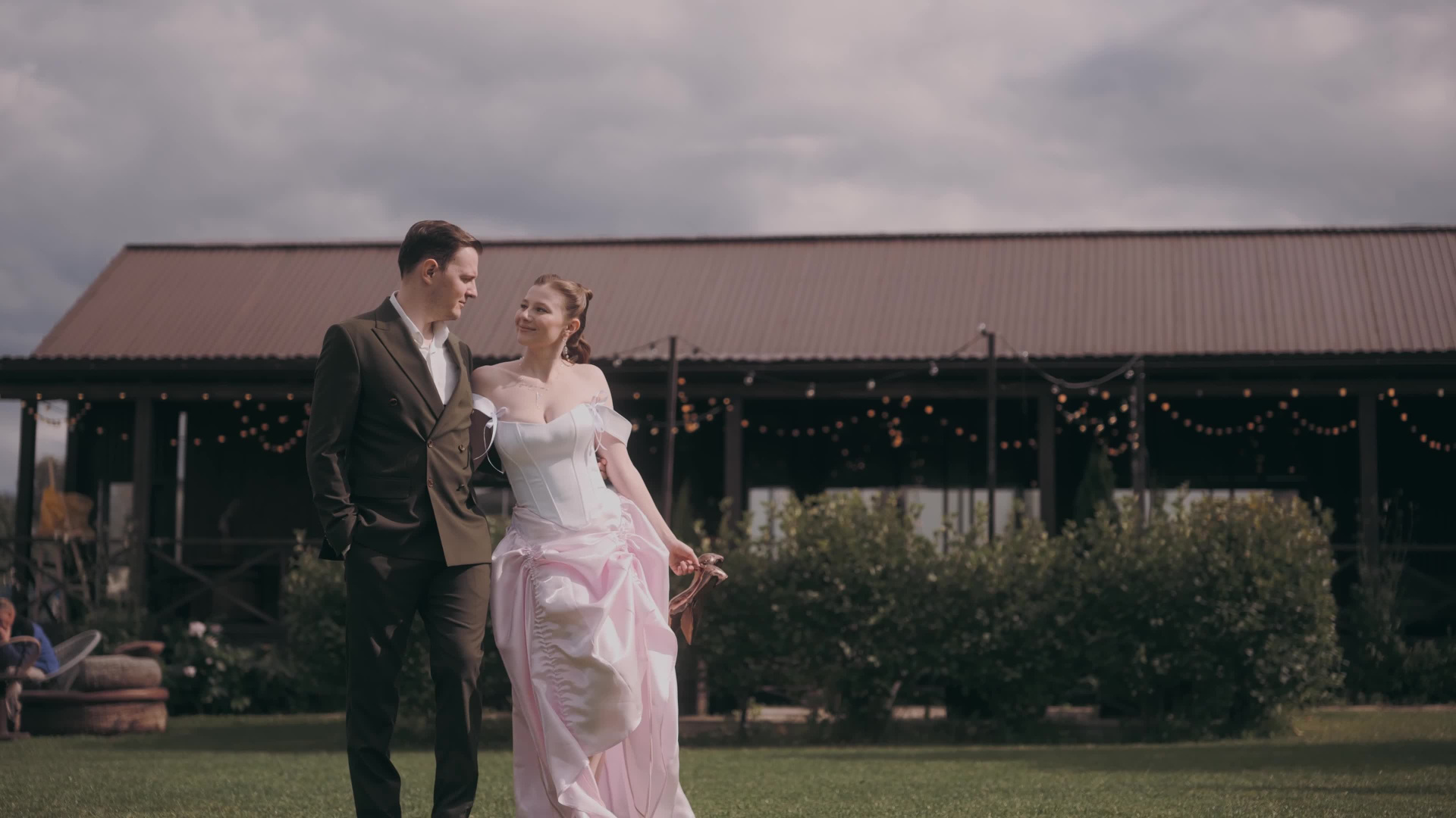 ФИЛЬМЫ. Лёша и Вика Лихачёвы — свадебная видеосъёмка и съёмка мероприятий