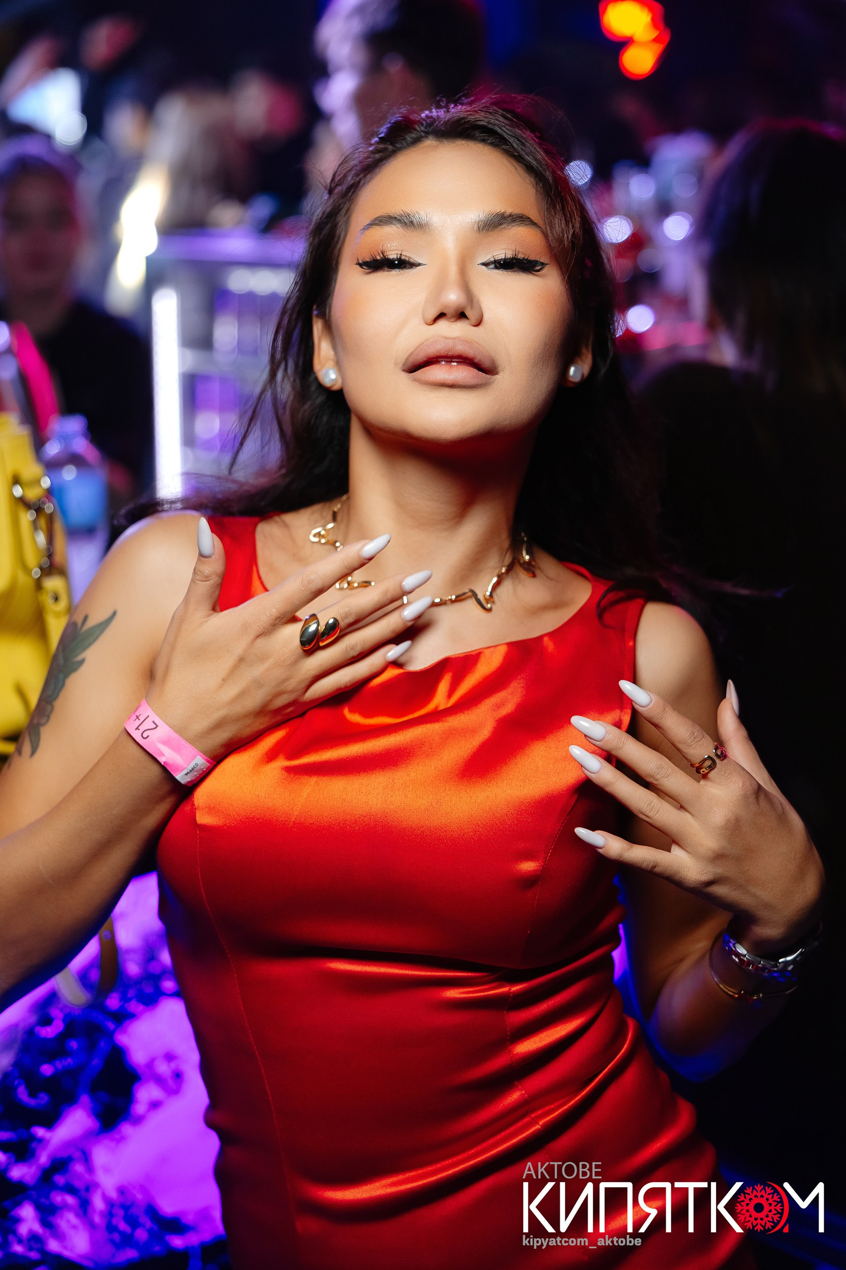 Elixir (Karaoke, Bar). Актобе Кипятком