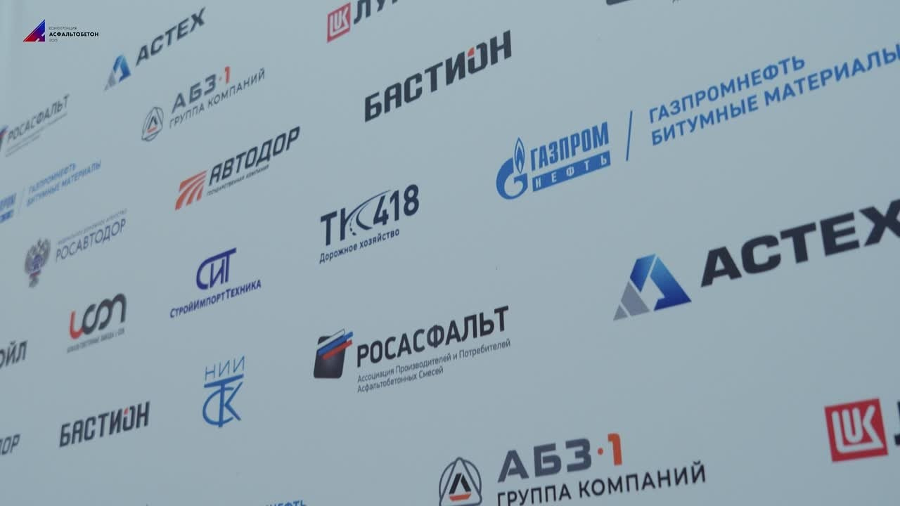 ВИДЕО. Репортажный фотограф в Санкт-Петербурге Никита Лу