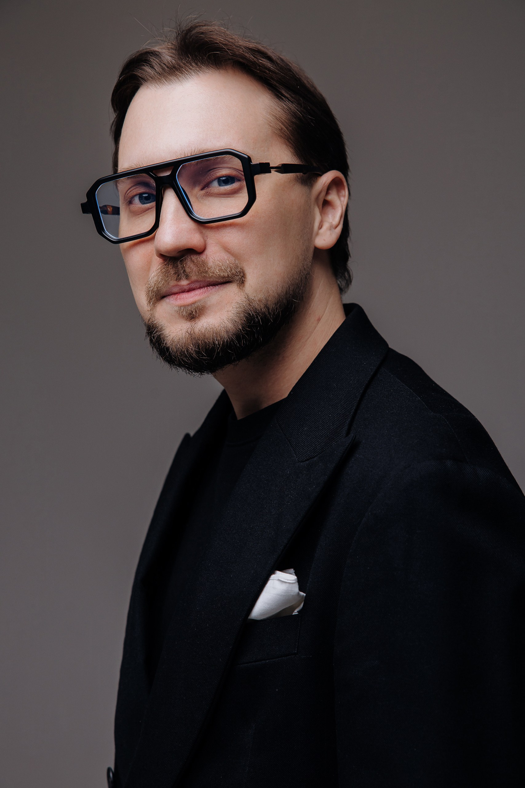 Евгений Вахрушев. Главная