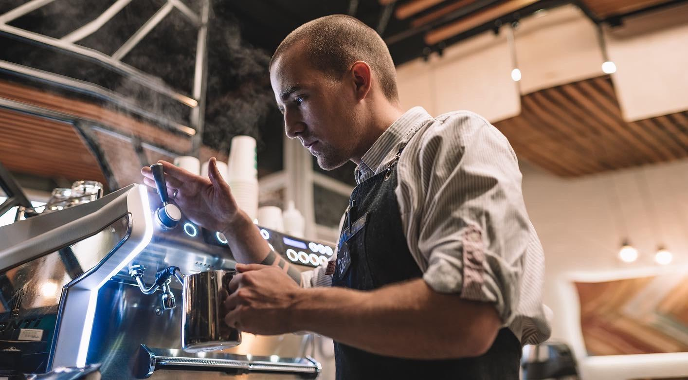 Индивидуальный фотограф в Москве Кирилл Соколов