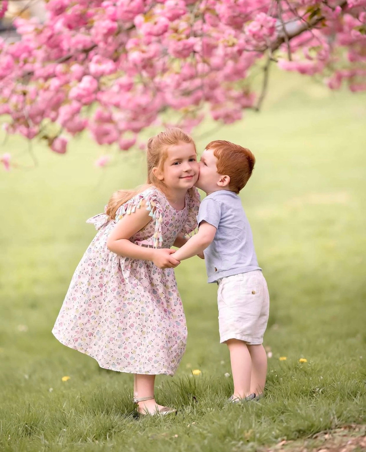 Фотосессия в цветущем саду. Женский и семейный фотограф Светлана