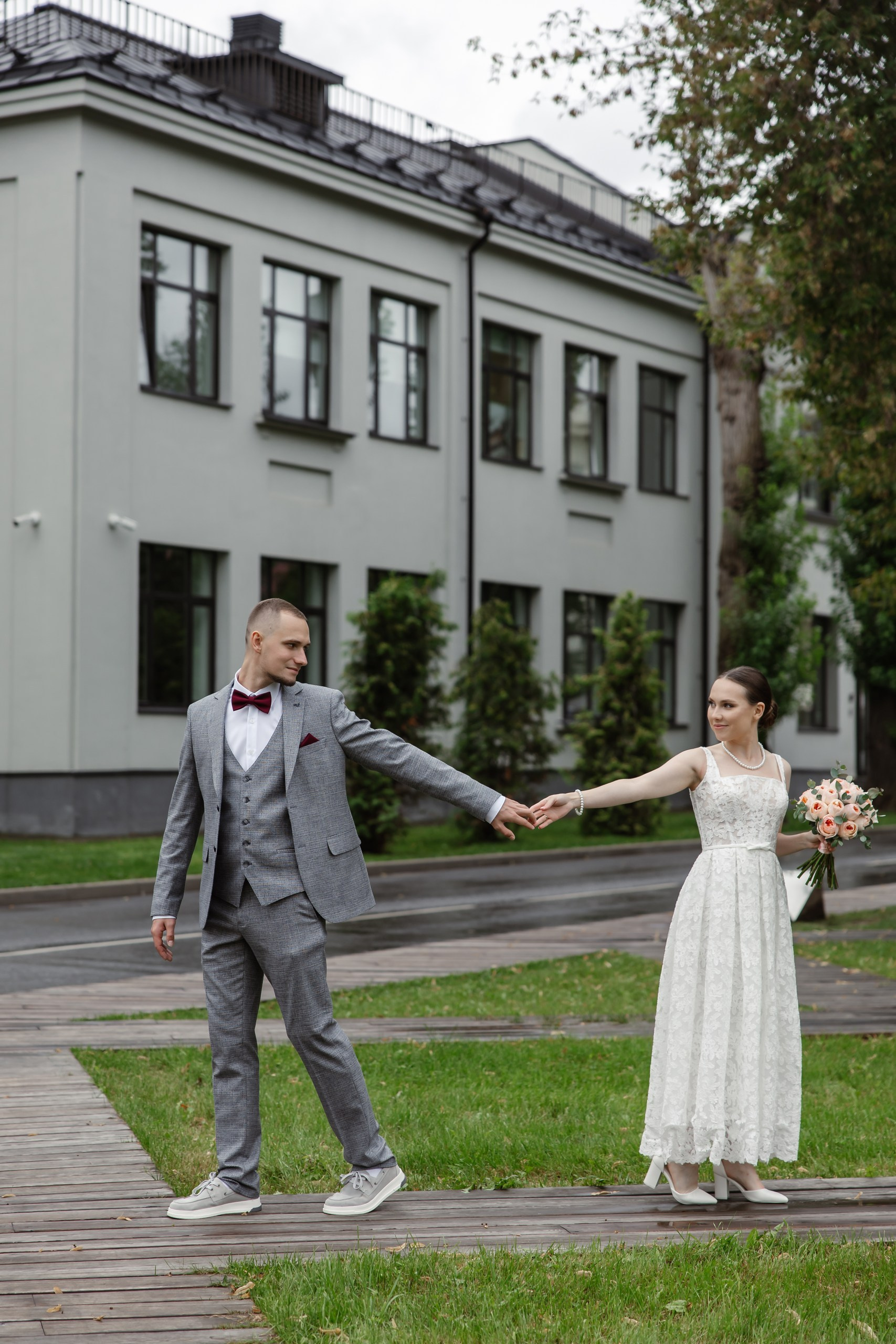 Свадебная фотосессия: 5 ошибок позирования. Как красиво получиться на фото, не будучи моделью. Фотограф, видеограф на свадьбу в Москве Никита Назаров