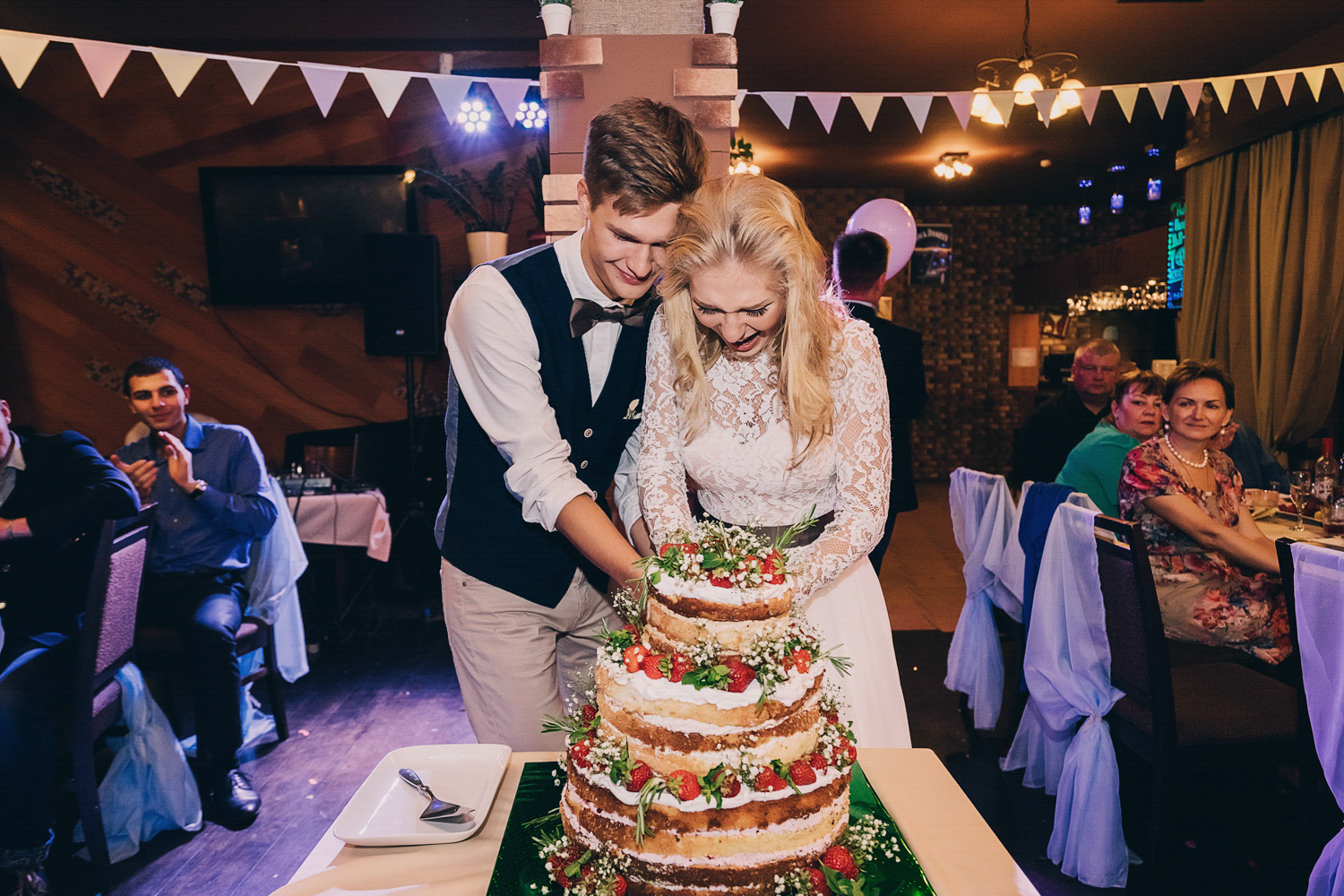 Свадебный фотограф и видеограф Дмитрий Горяченков