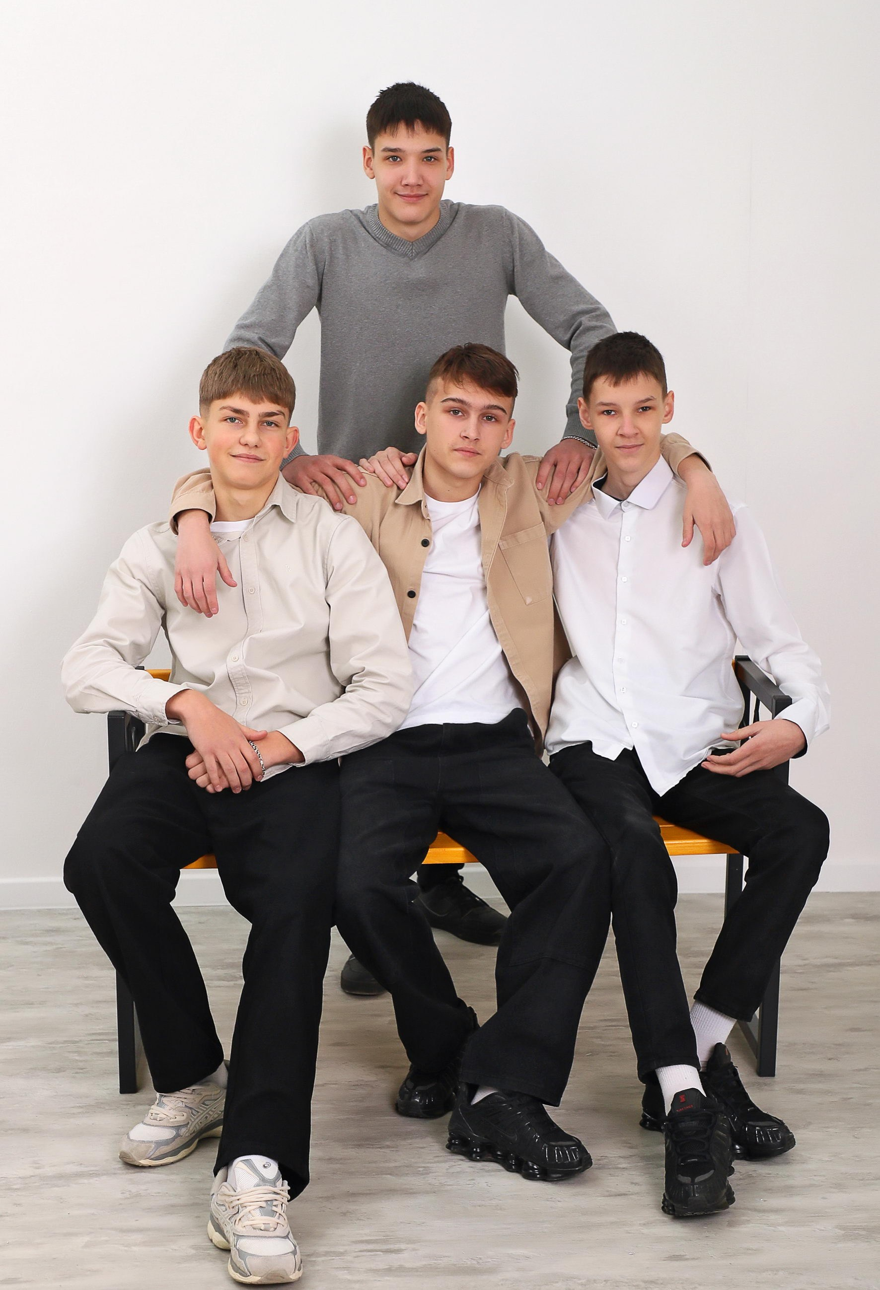 Альбомы для 9 и 11 класса. Создание стильных выпускных альбомов