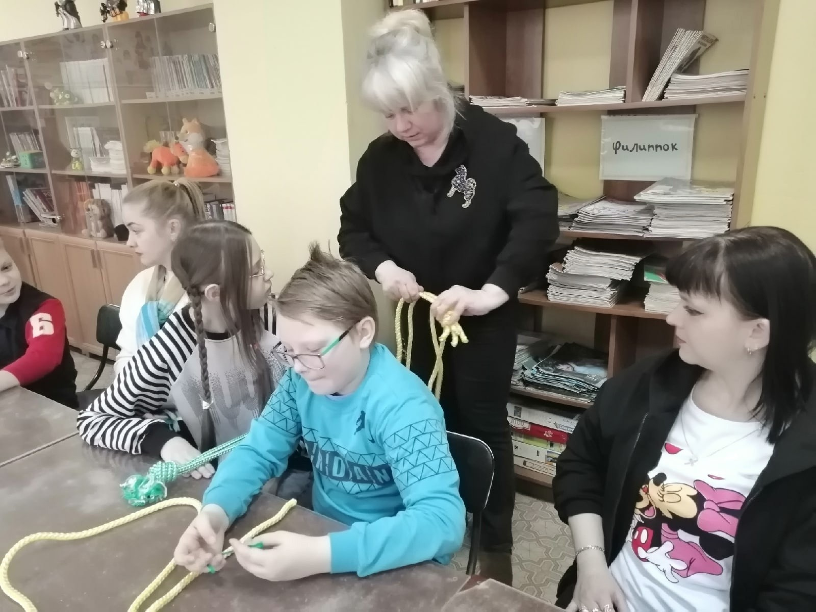 Мастер класс по изготовлению игрушек для собак. НРОО КЦ "Собаковод"