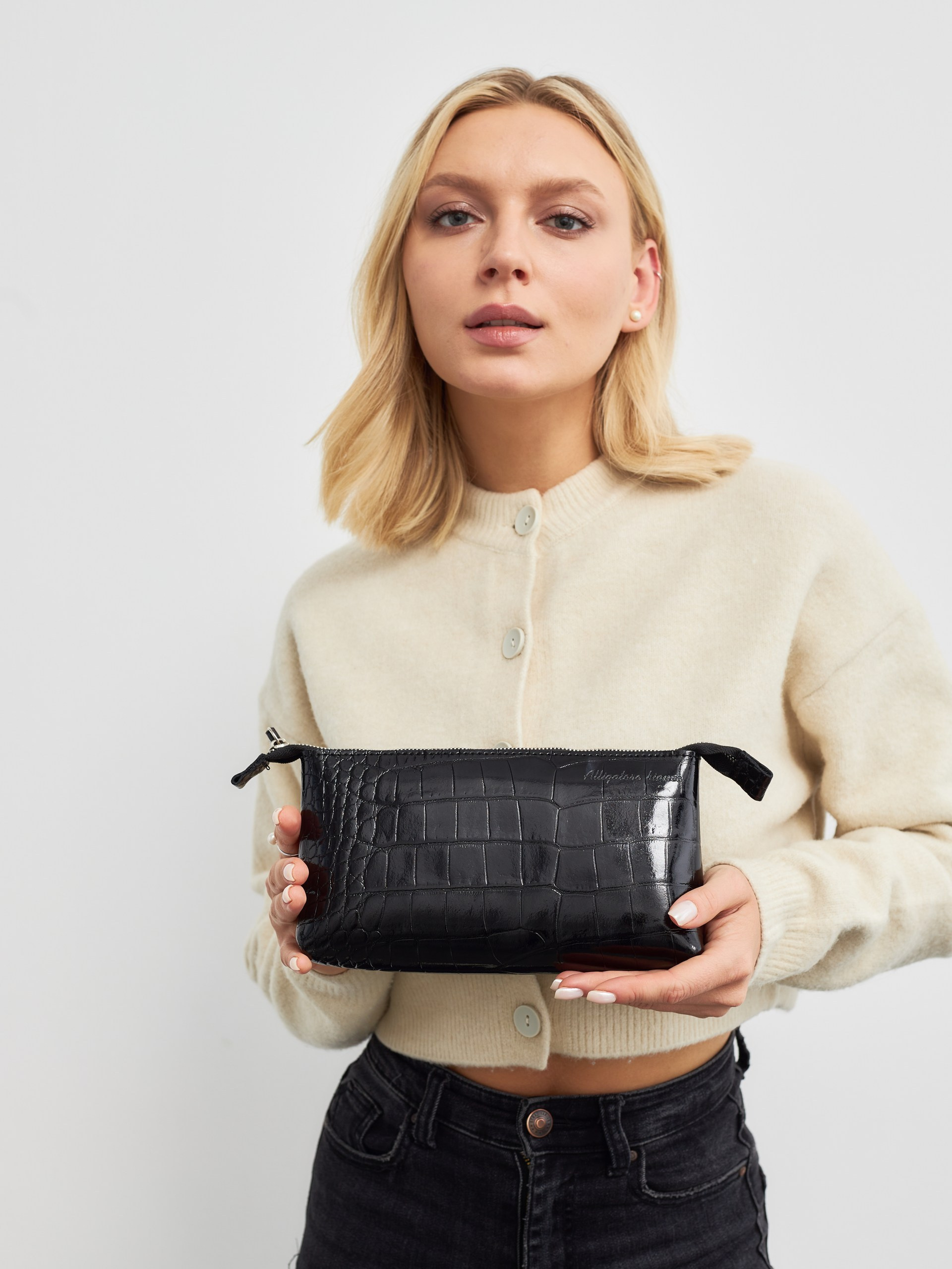 Модель 4К04. Бренд Alligatore Biaco — это изящные изделия из натуральной кожи