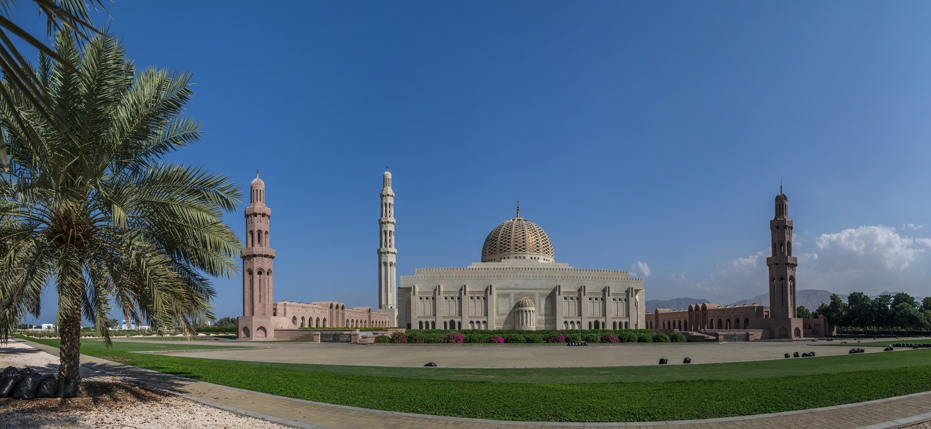 Muscat. Фотограф Лара Кучина