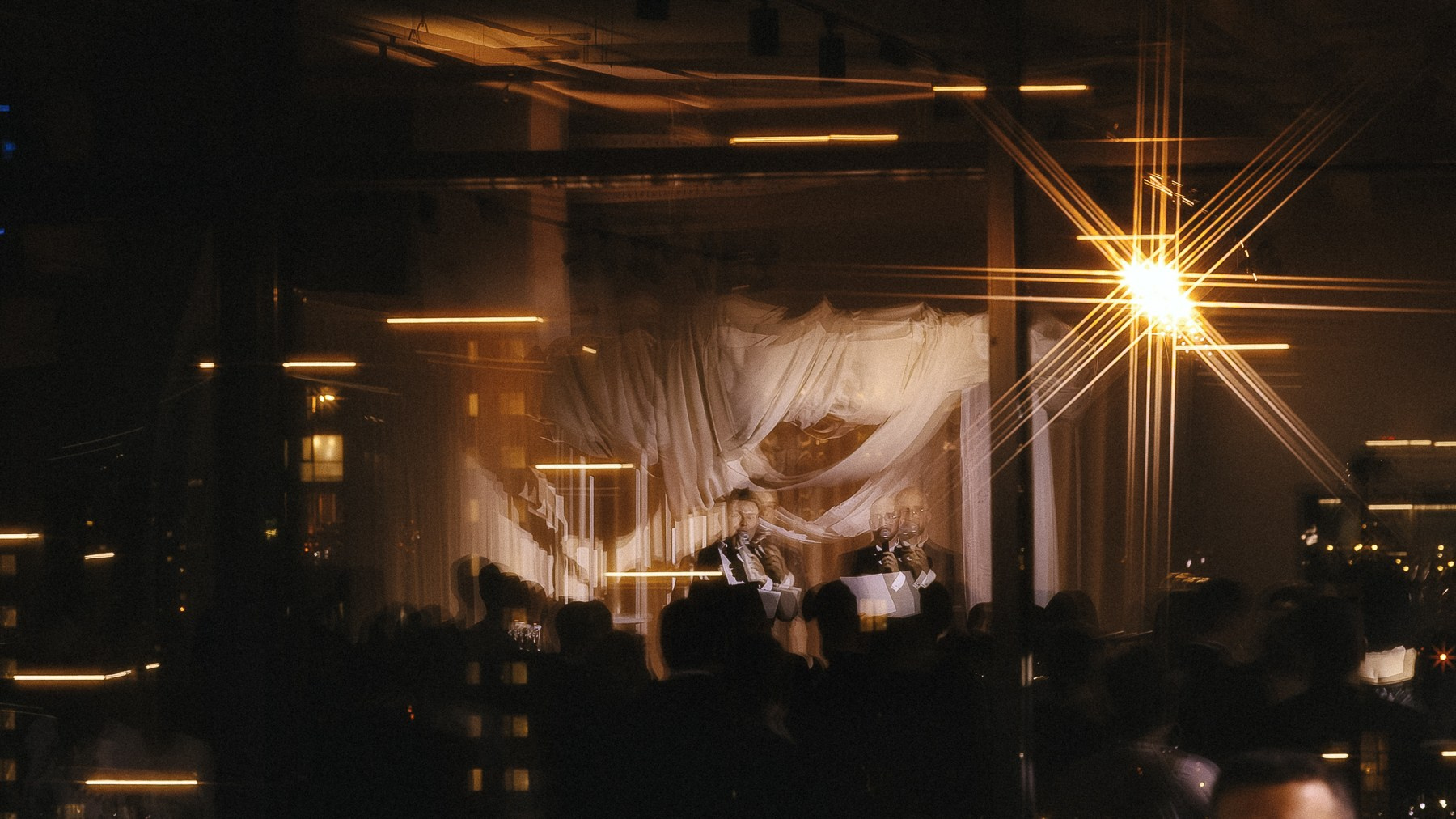 Фотограф на свадебную вечеринку Москва. VERSLIBRE | Свадебный и репортажный фотограф в Санкт-Петербурге, Москве, и Поволжье